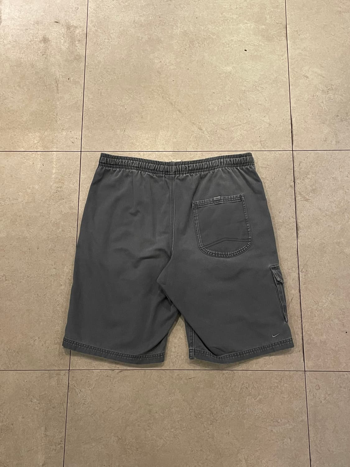 나이키 카고 반바지 상품이미지1