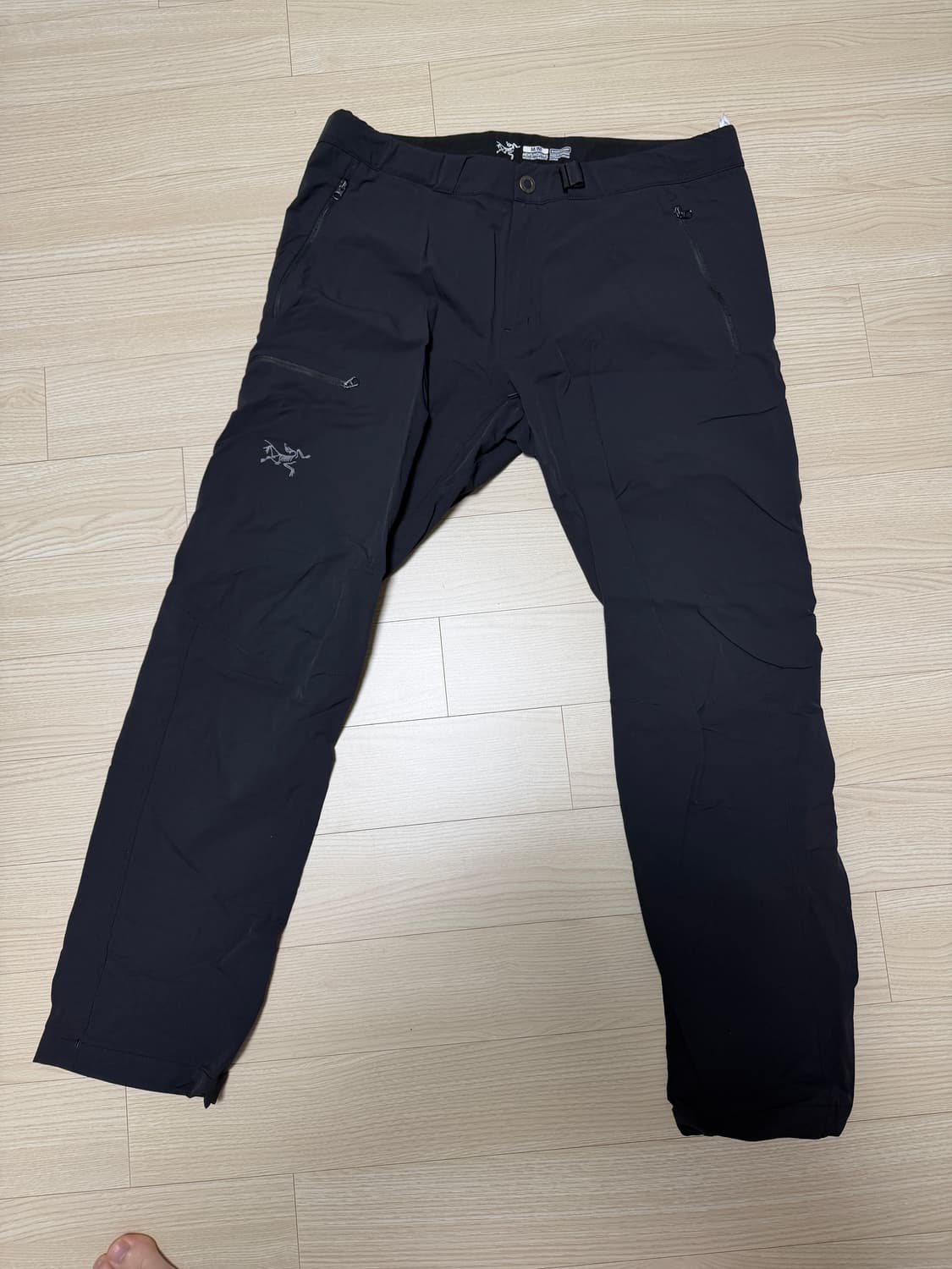 아크테릭스 팬츠 상품이미지1