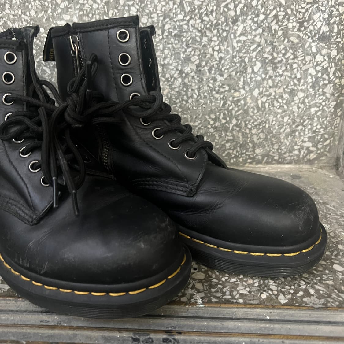 닥터마틴 1460 8홀 부츠  상품이미지5