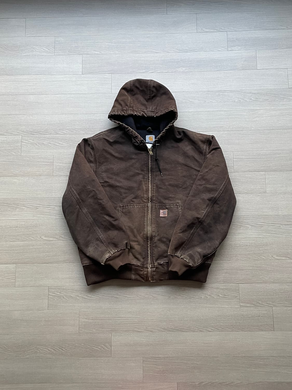 칼하트 j130 DKB 다크 브라운 액티브 자켓 샌드스톤 상품이미지1