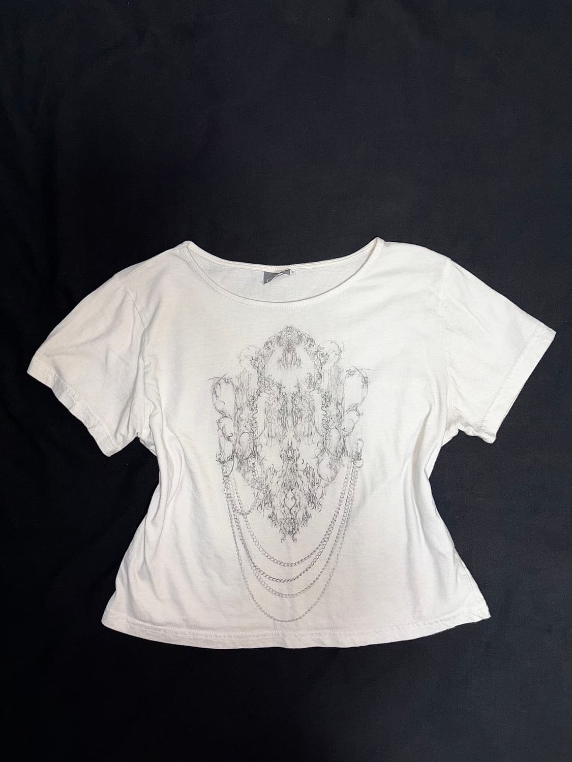 “Hug your skin” t-shirt 상품이미지1