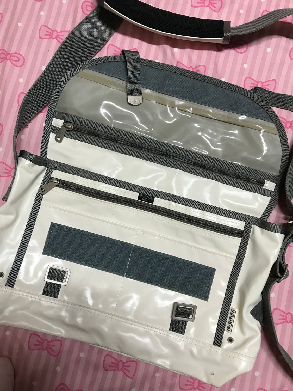 요시다포터 pvc 타포린 메신저백 화이트 상품이미지6