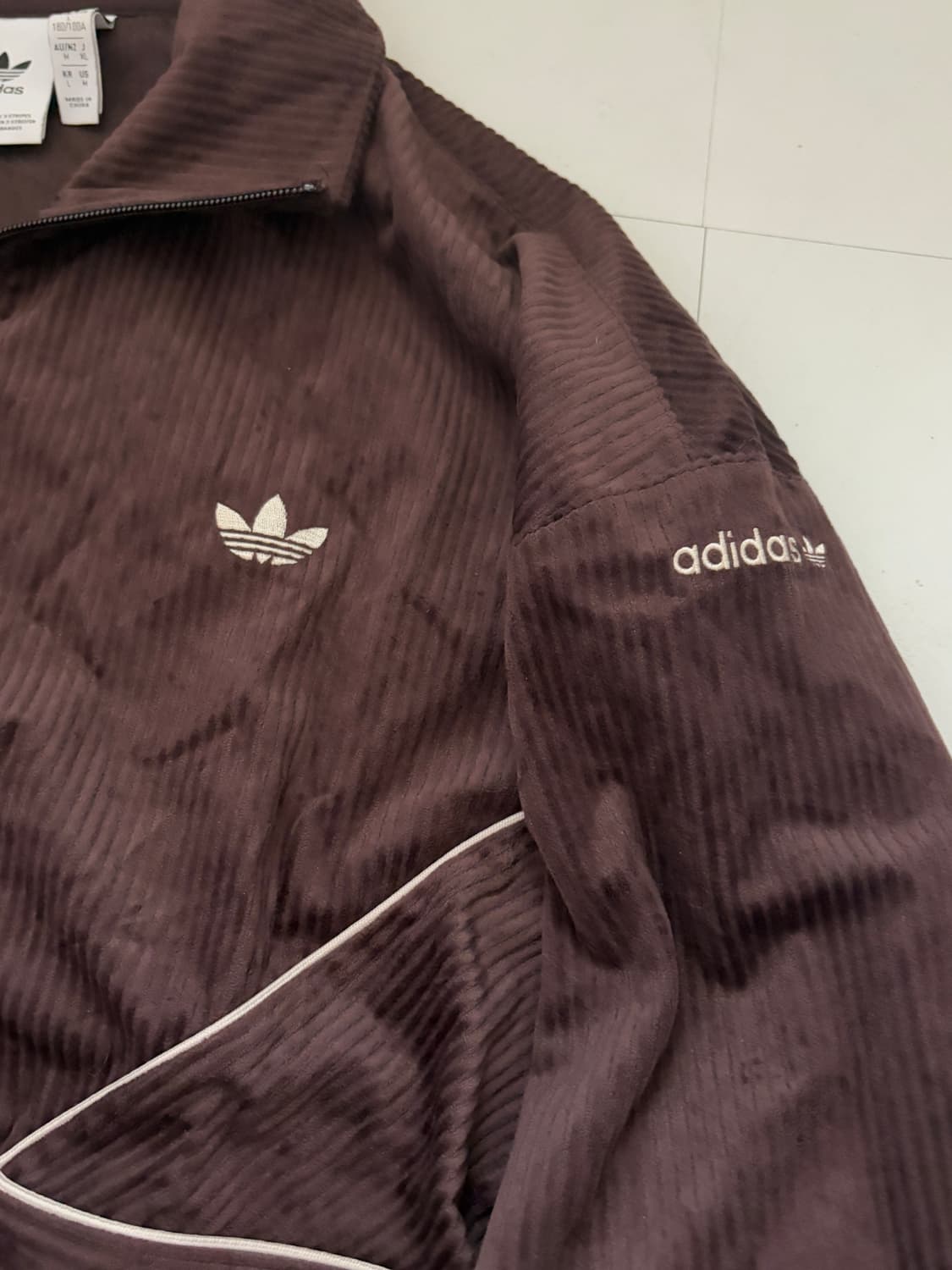 • Adidas Corduroy Burgundy Track Top 상품이미지5