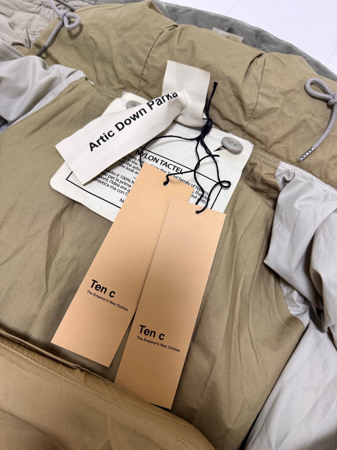 (54,새상품)텐씨 Ten C 아틱 다운 파카 상품이미지6