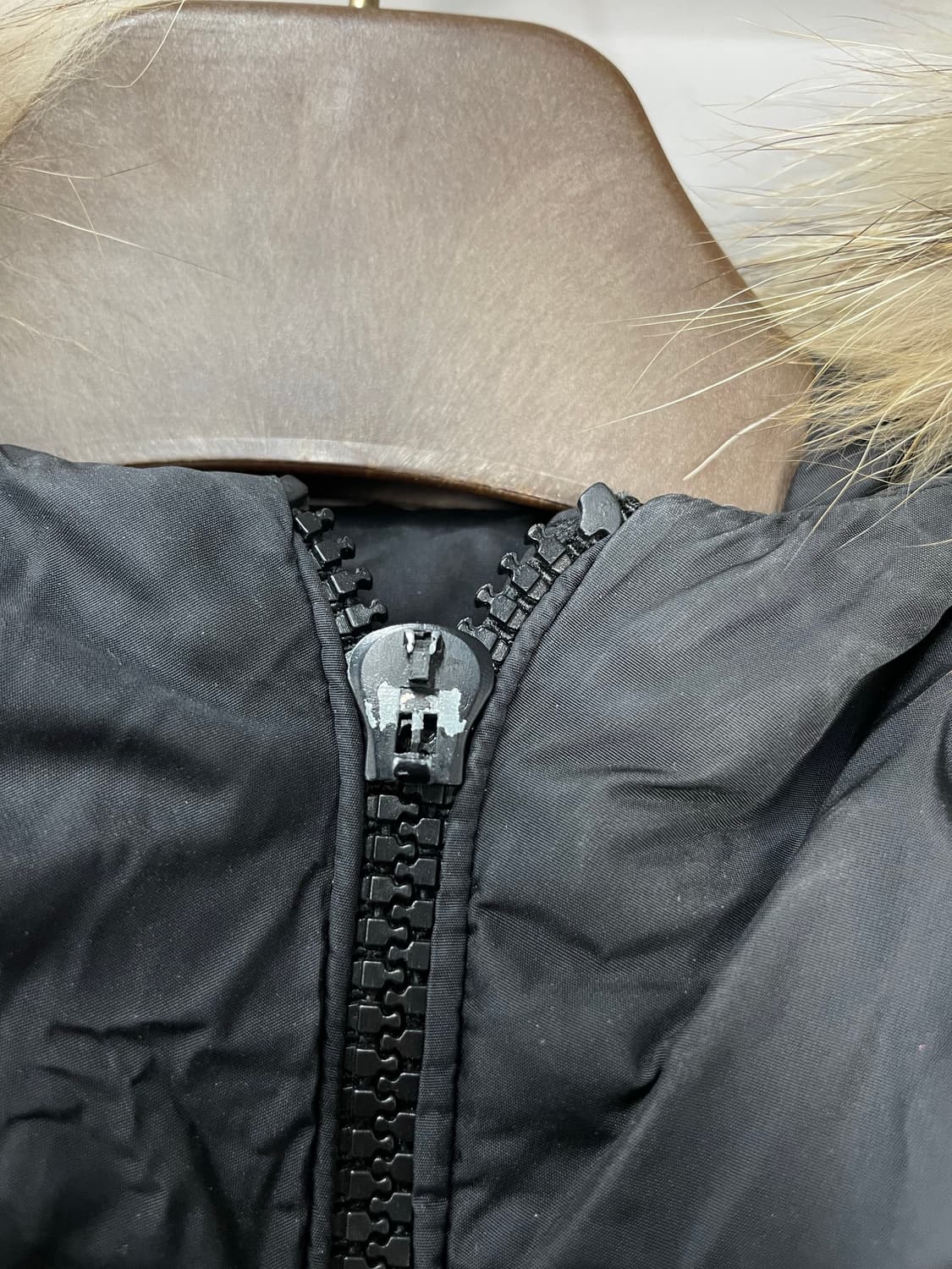 몽클레르 클리오 후드 퍼 패딩 H1501 상품이미지8