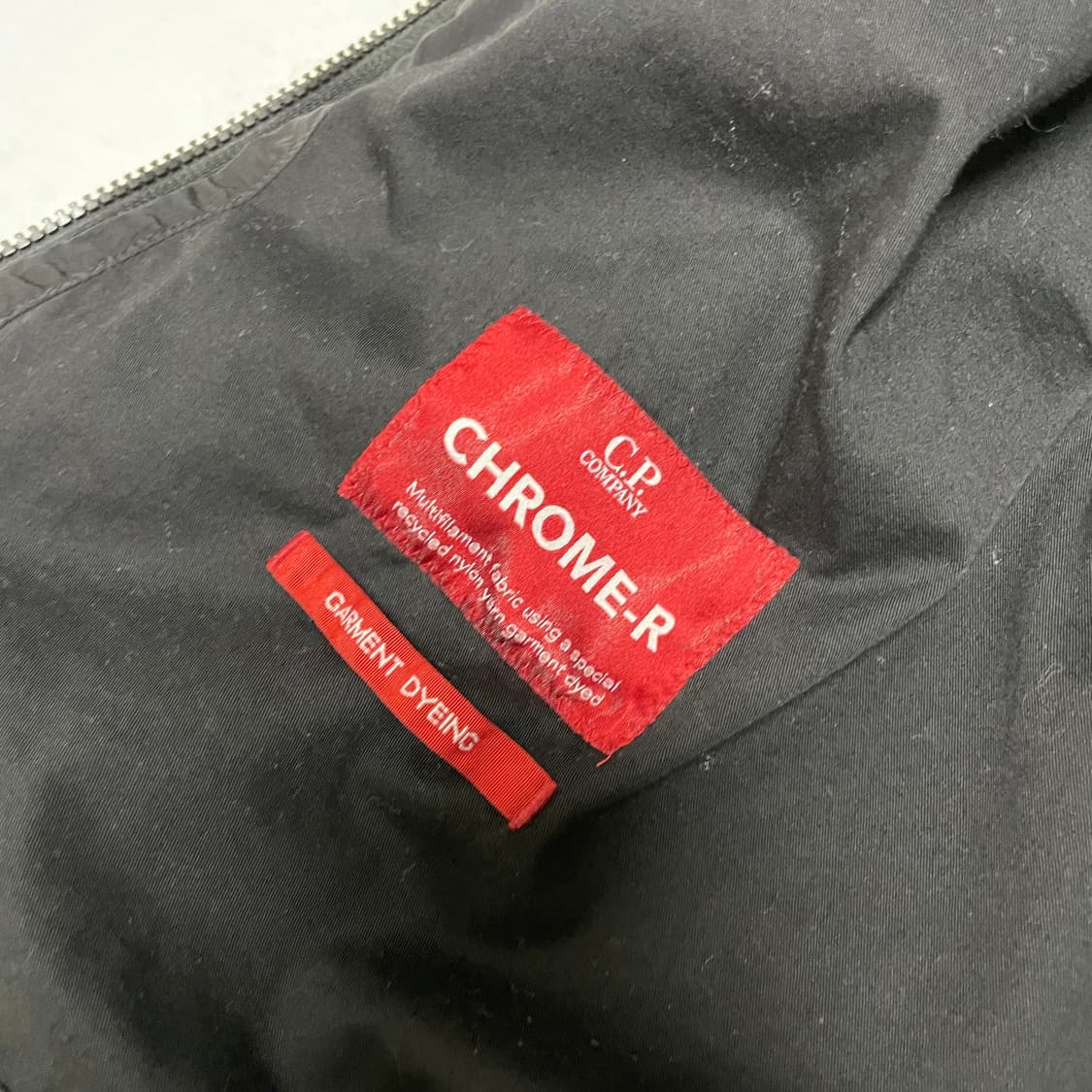 CP컴퍼니 크롬-R 고글 자켓 (블랙M) 상품이미지4