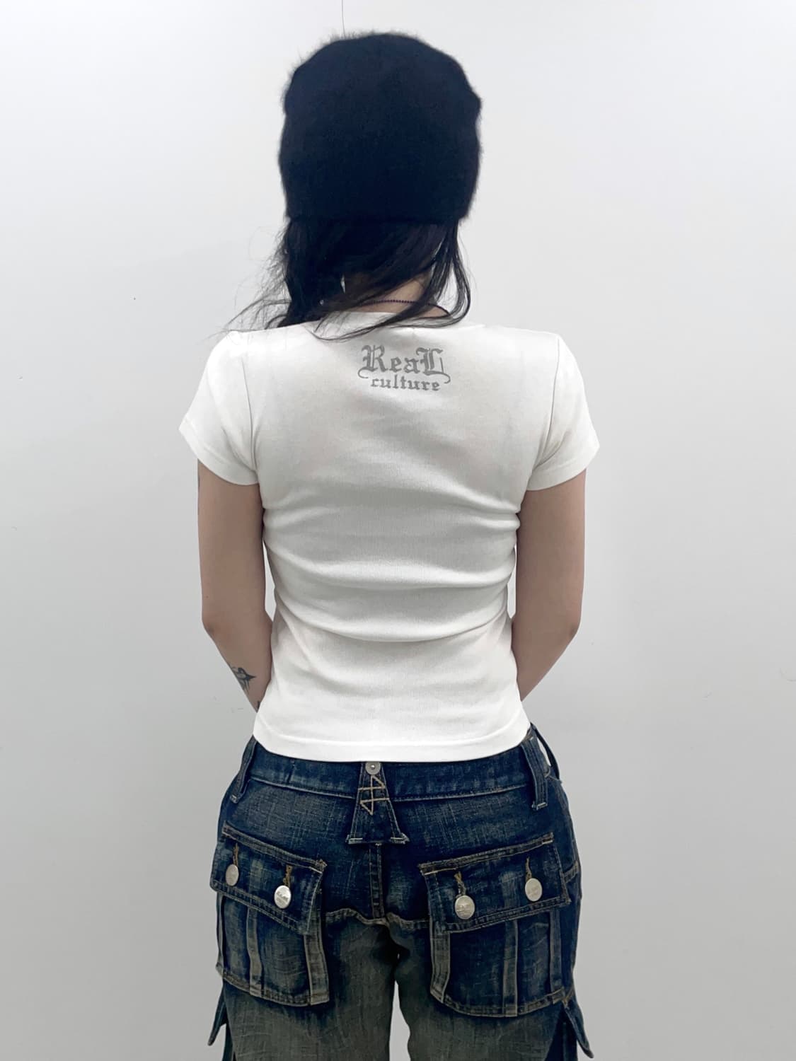 White Cubic lettering T-shirts 상품이미지2