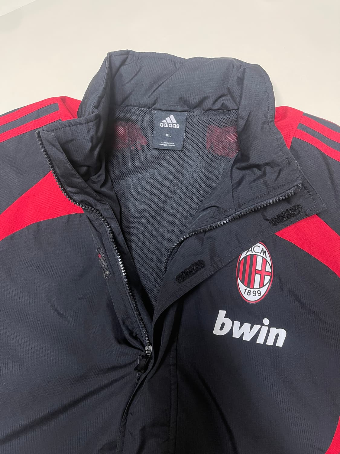 아디다스 AC밀란 바람막이 자켓 상품이미지3