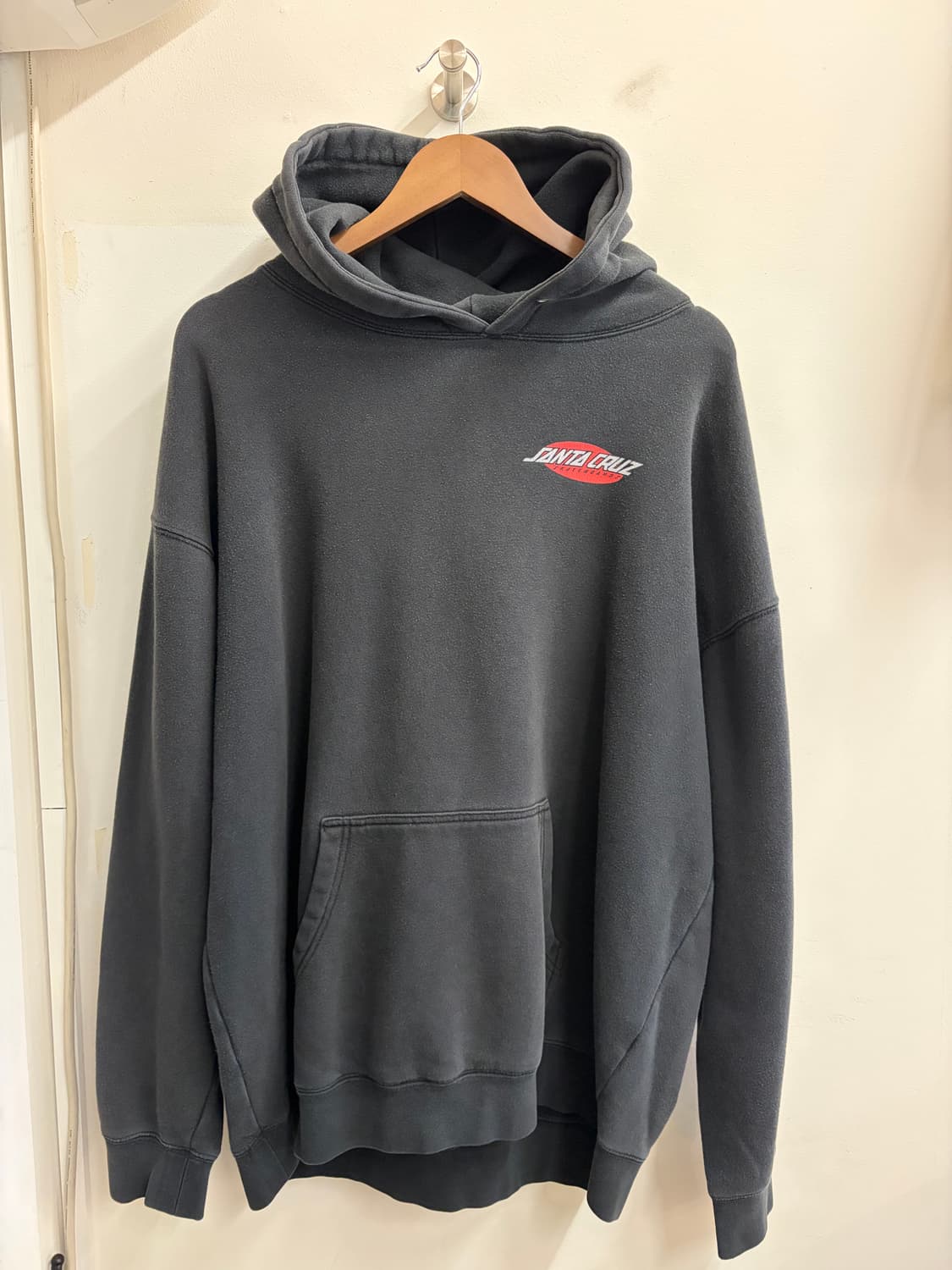 N118. 산타크루즈 후드티 상품이미지1
