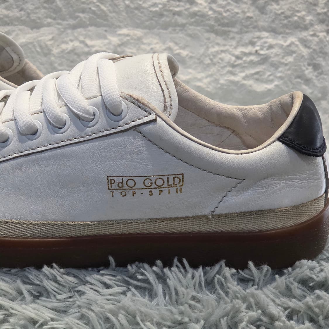 1w-11:피디오 골드 탑 스핀 화이트 검솔 235cm 상품이미지3