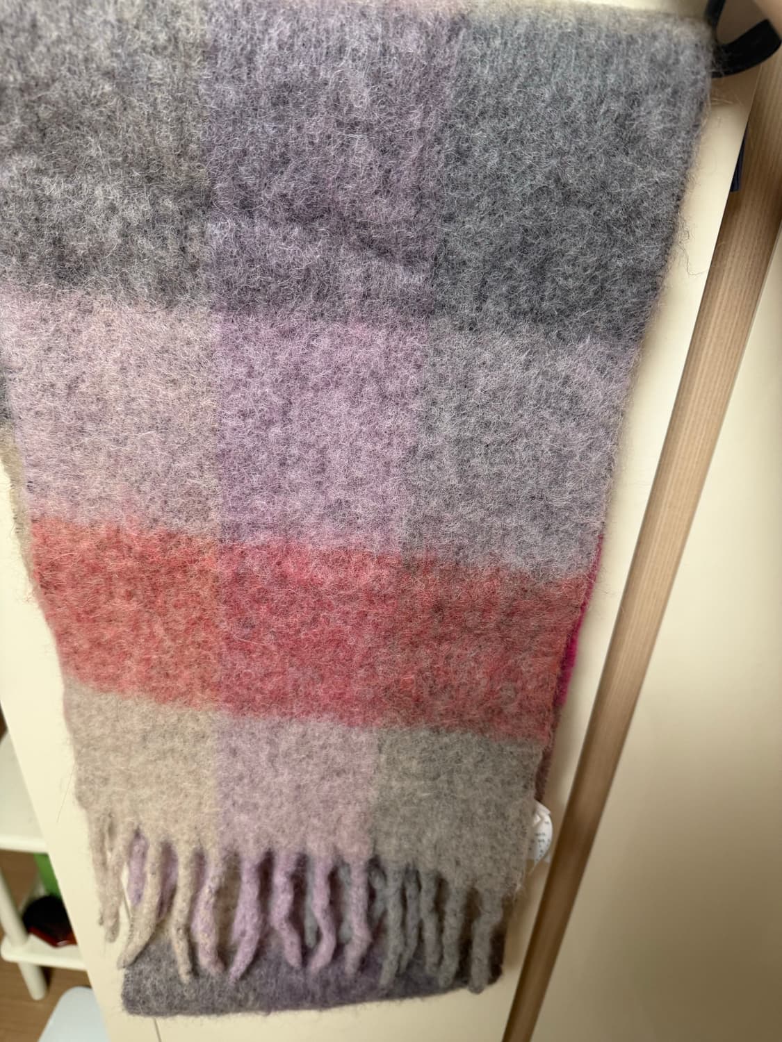 아크네스튜디오 머플러 상품이미지4