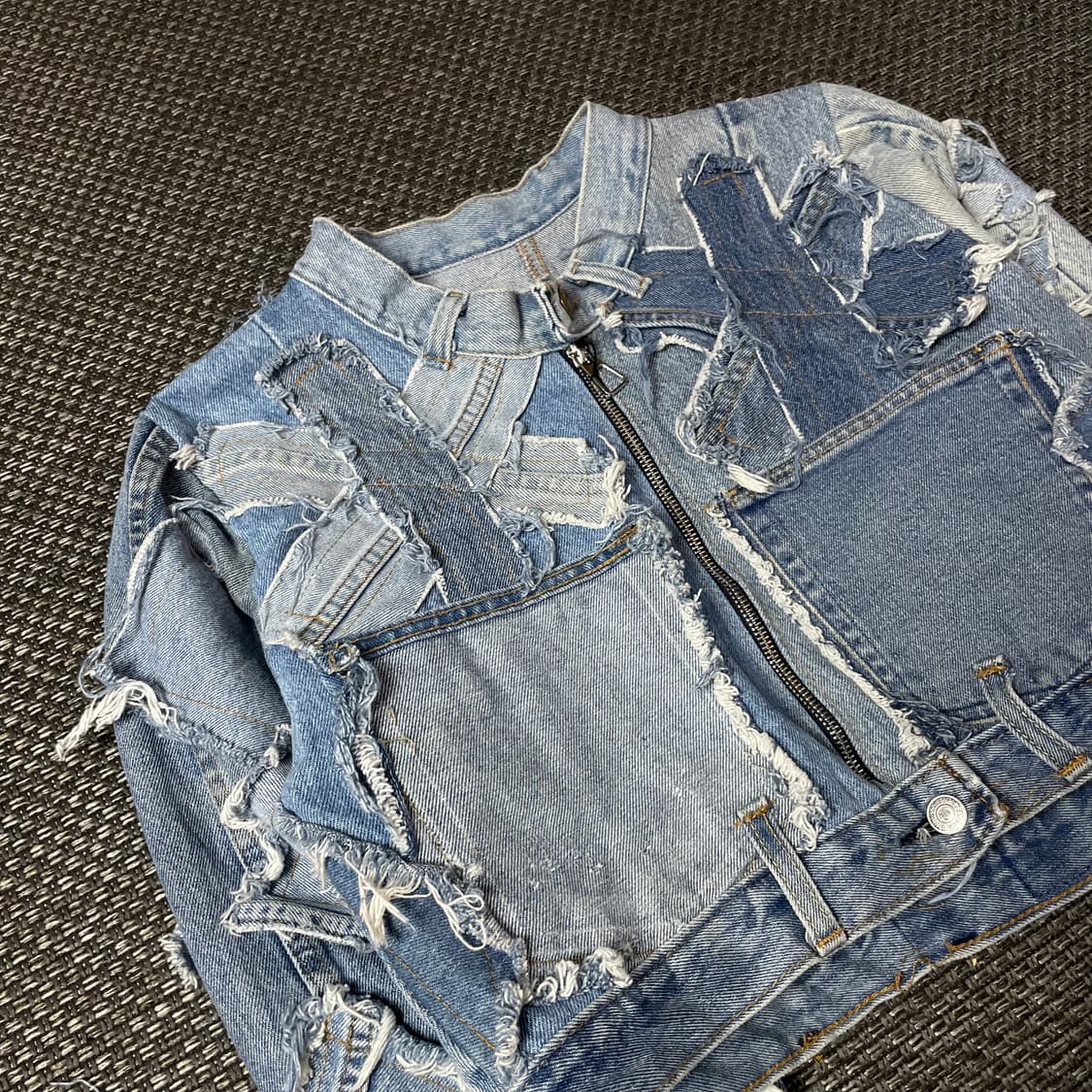 빈티지 연청 리워크 커스텀 크롭 데님 자켓 상품이미지4