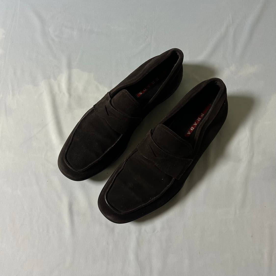 Prada sports suede dark brown loafers 상품이미지1