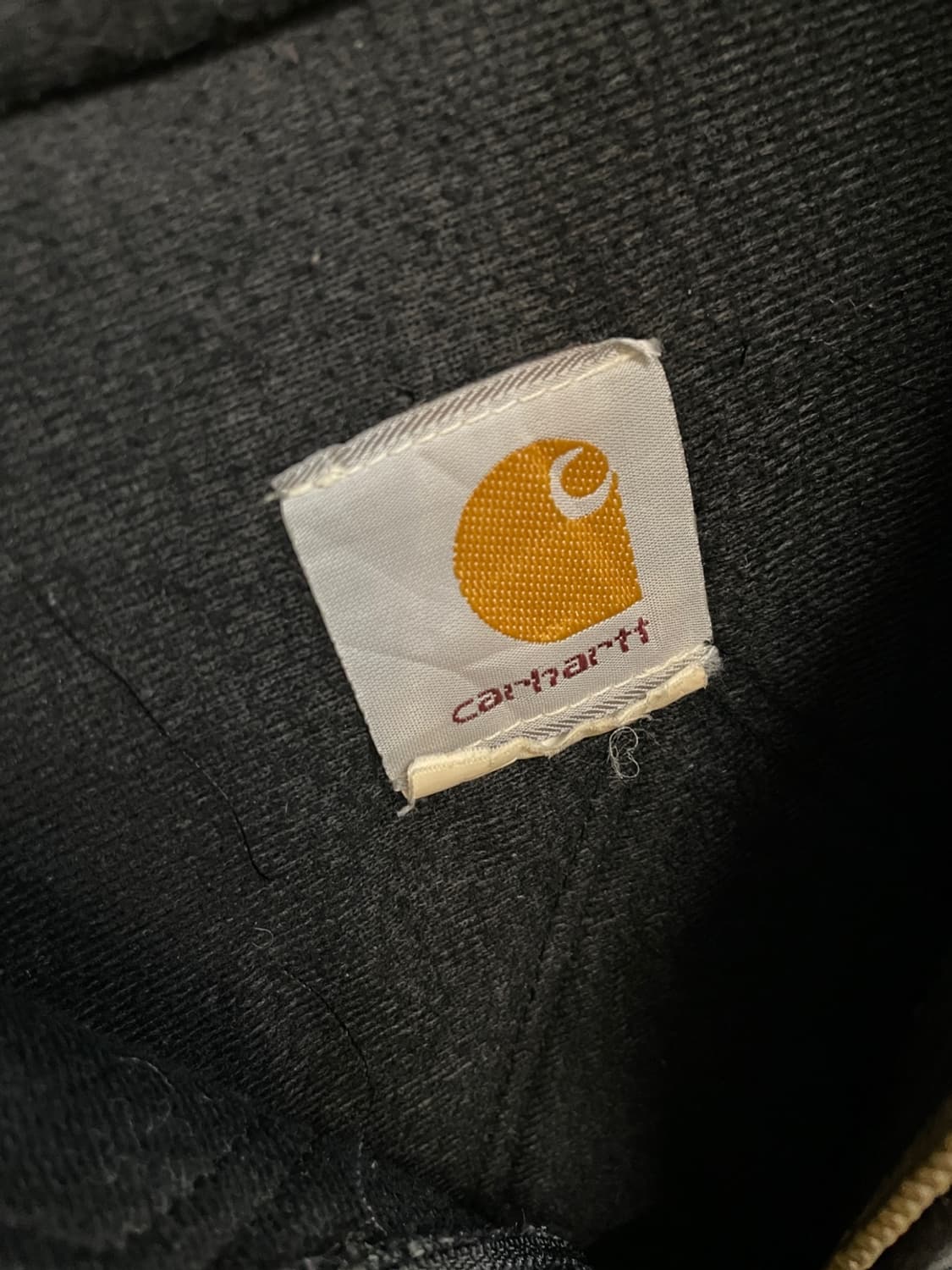 칼하트 J131 블랙 액티브 자켓 상품이미지4