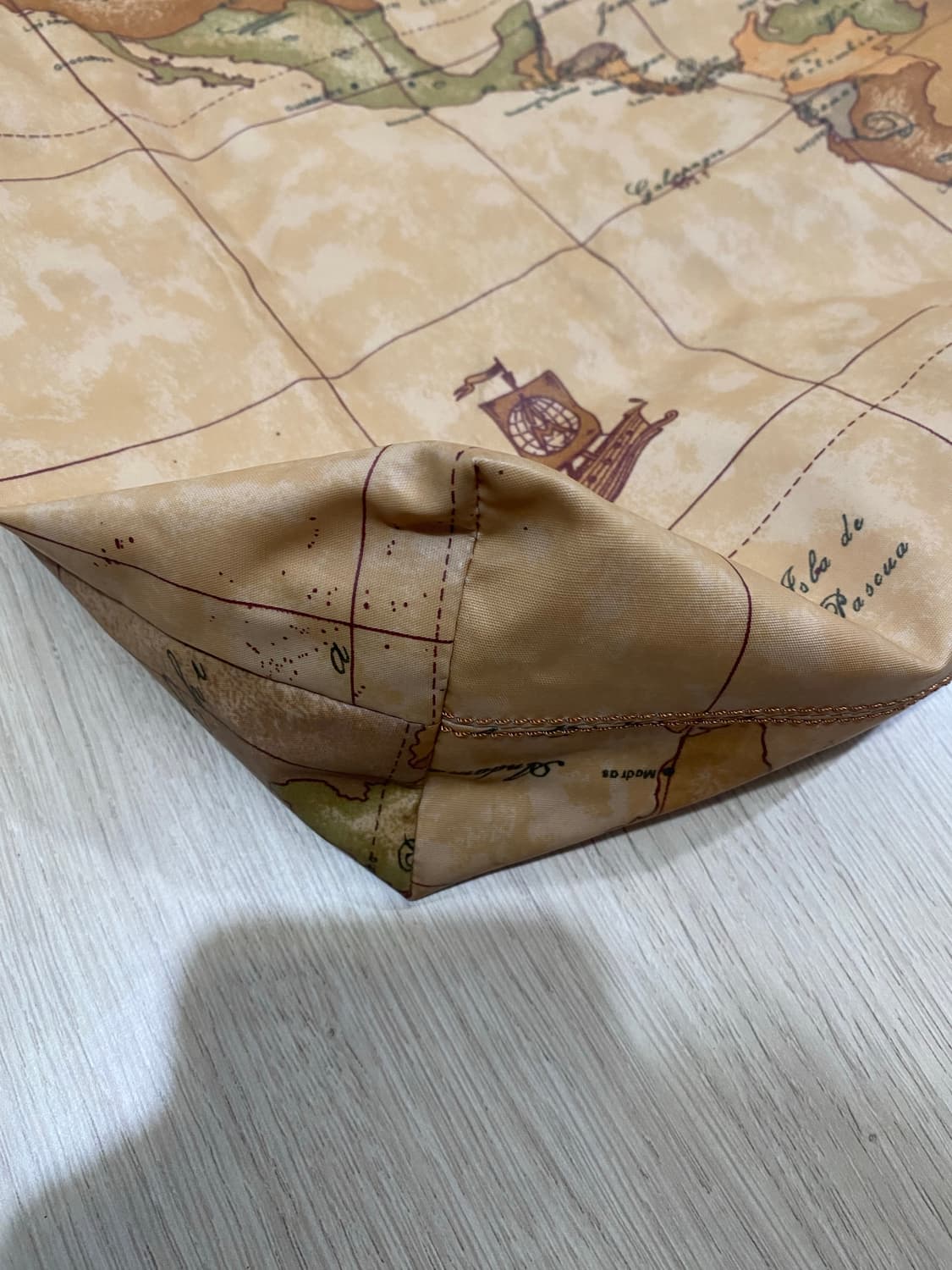 알비에로 마르티니 세계지도 토트백 상품이미지5