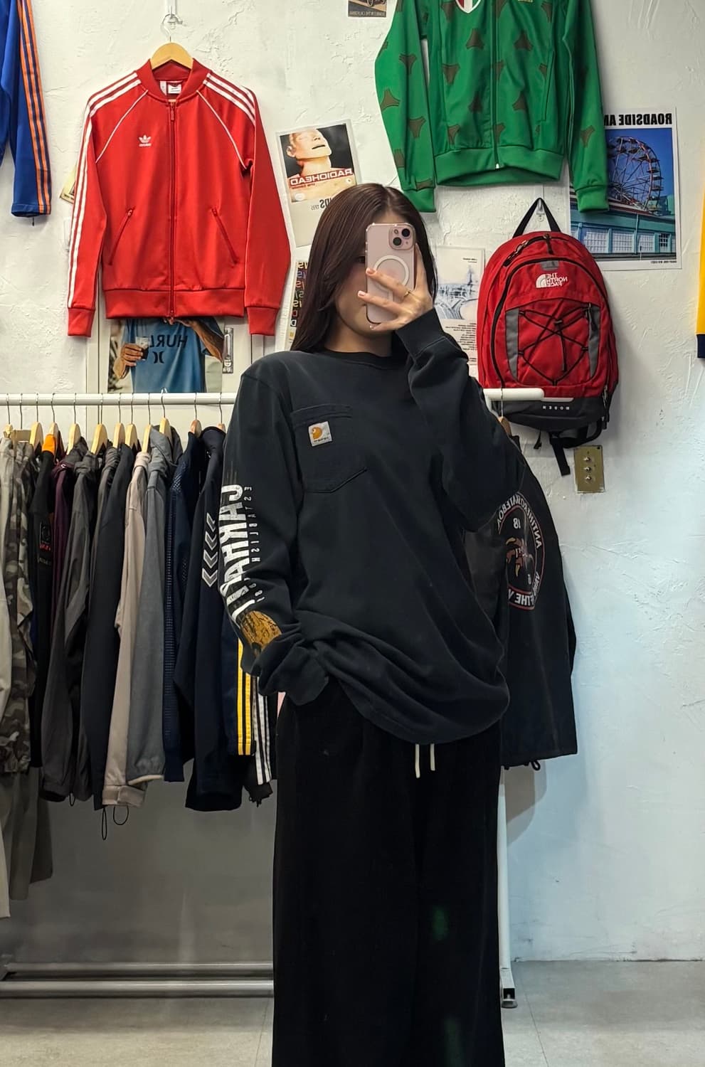 칼하트 빈티지 로고 사이드 프린팅 롱슬리브 S 상품이미지1