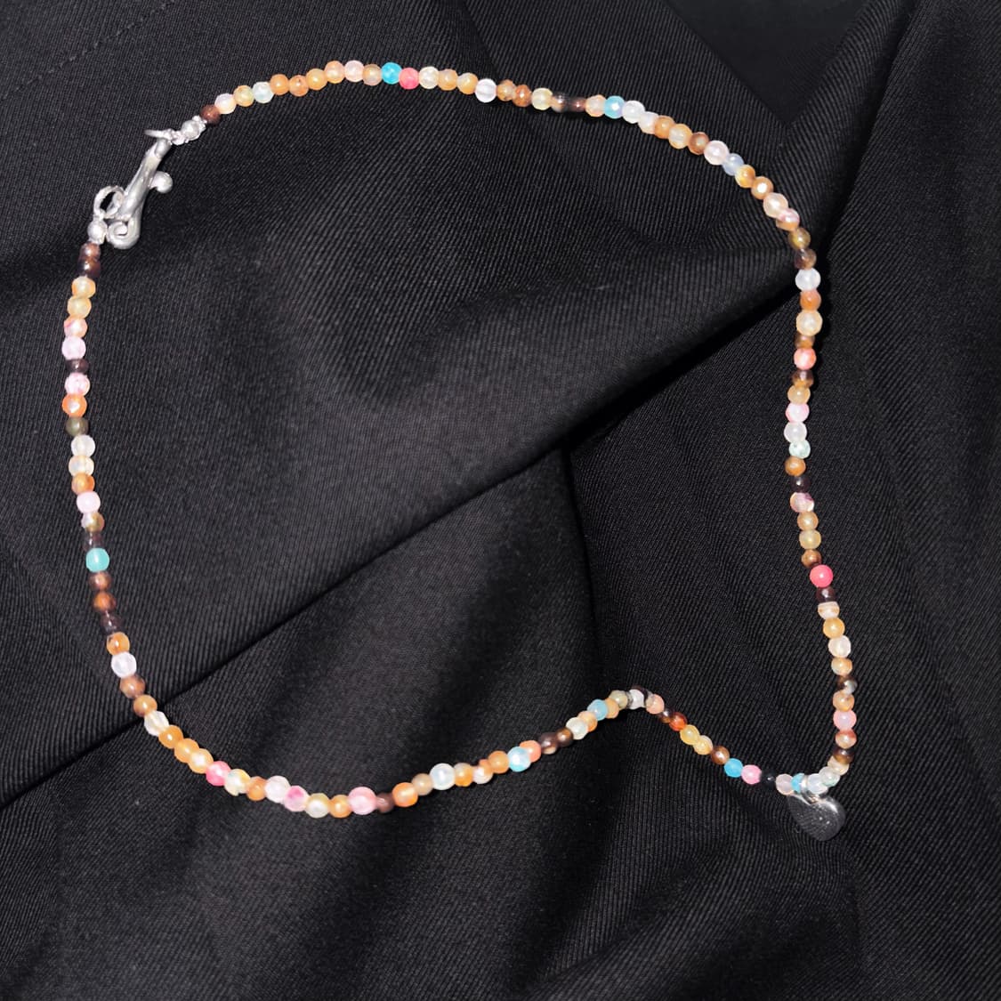 Rainbow beaded heart point necklace 상품이미지1