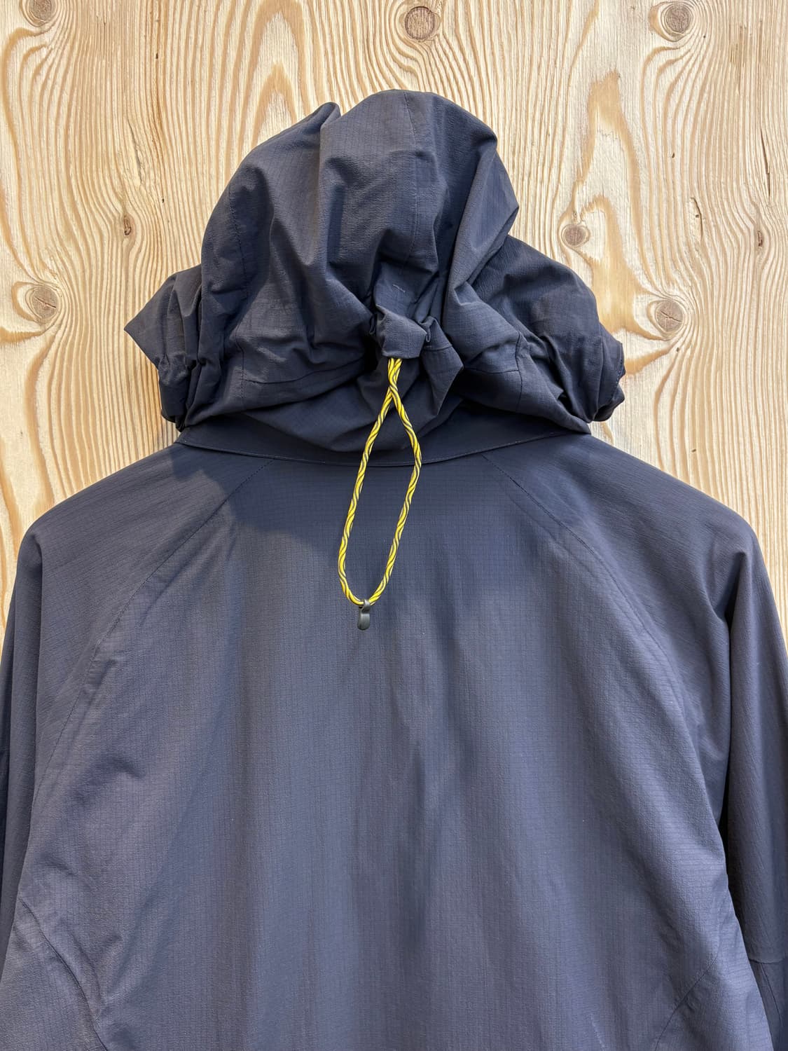 마운틴 하드웨어 바람막이 상품이미지4