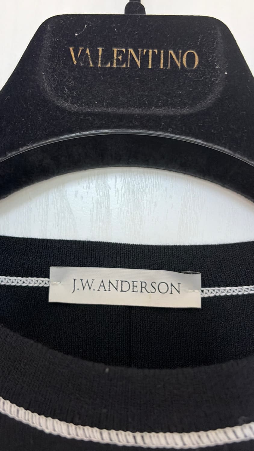 J.W.ANDERSON 블랙 니트 44,55 정품 상품이미지2