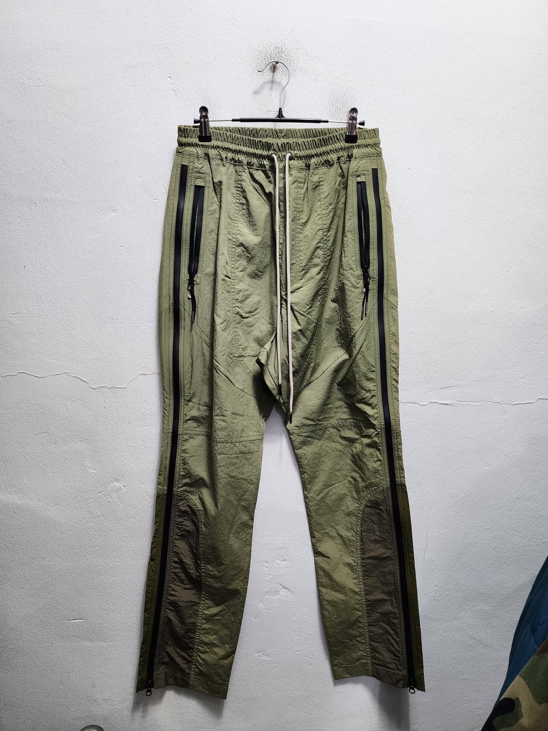 파아카이브 파프롬왓 나일론 SIDE Z 컬러블록 트랙팬츠  상품이미지1