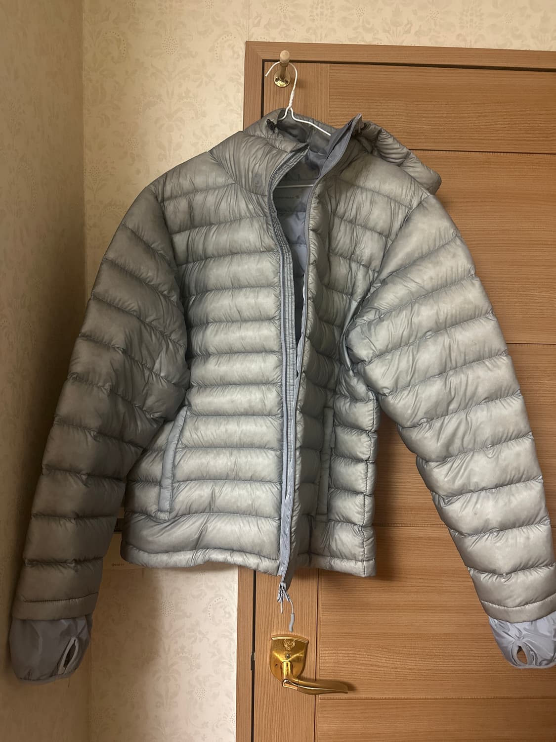 산산기어 서픽스 푸퍼 자켓 그레이 24fw 상품이미지3