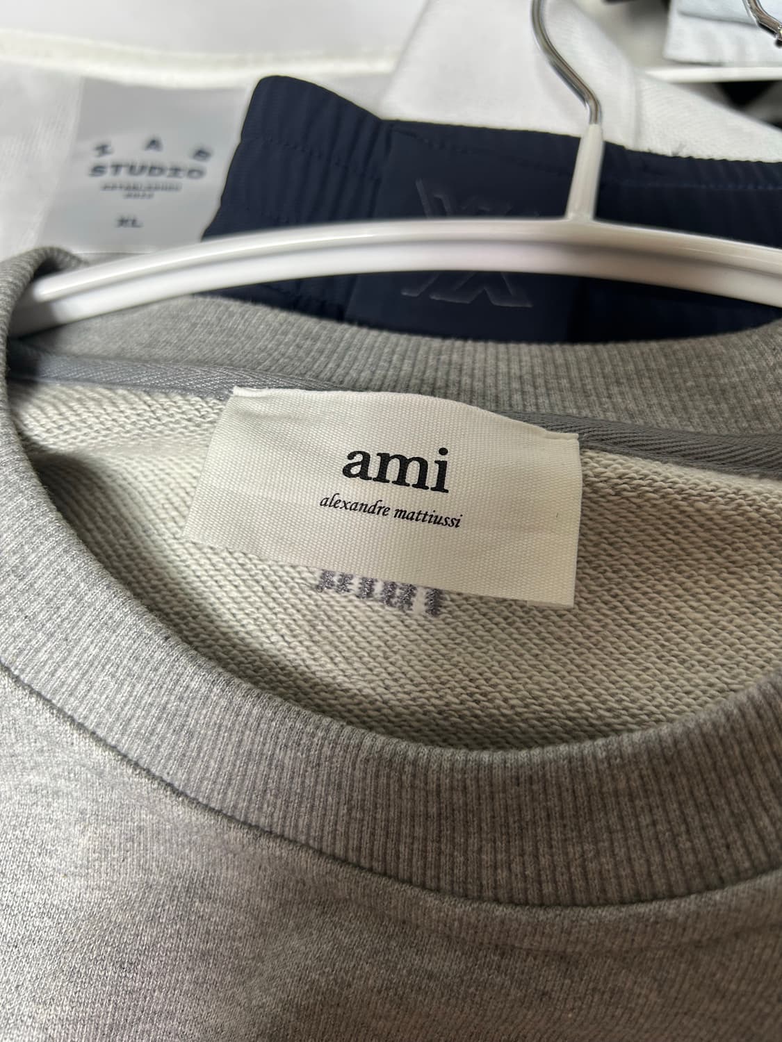 아미 맨투맨 XL 상품이미지3