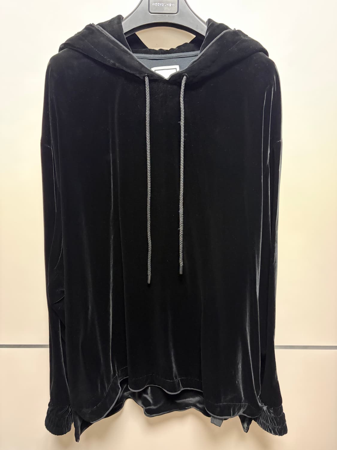 우영미 17fw 벨벳후드티 50 상품이미지1