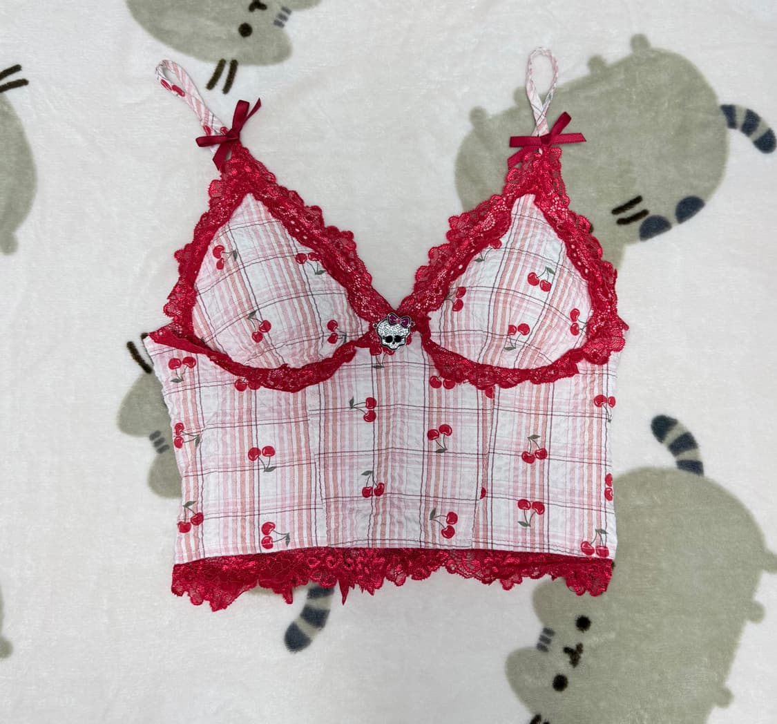 체리 레이스 슬리브리스 크롭 베스트 상품이미지1