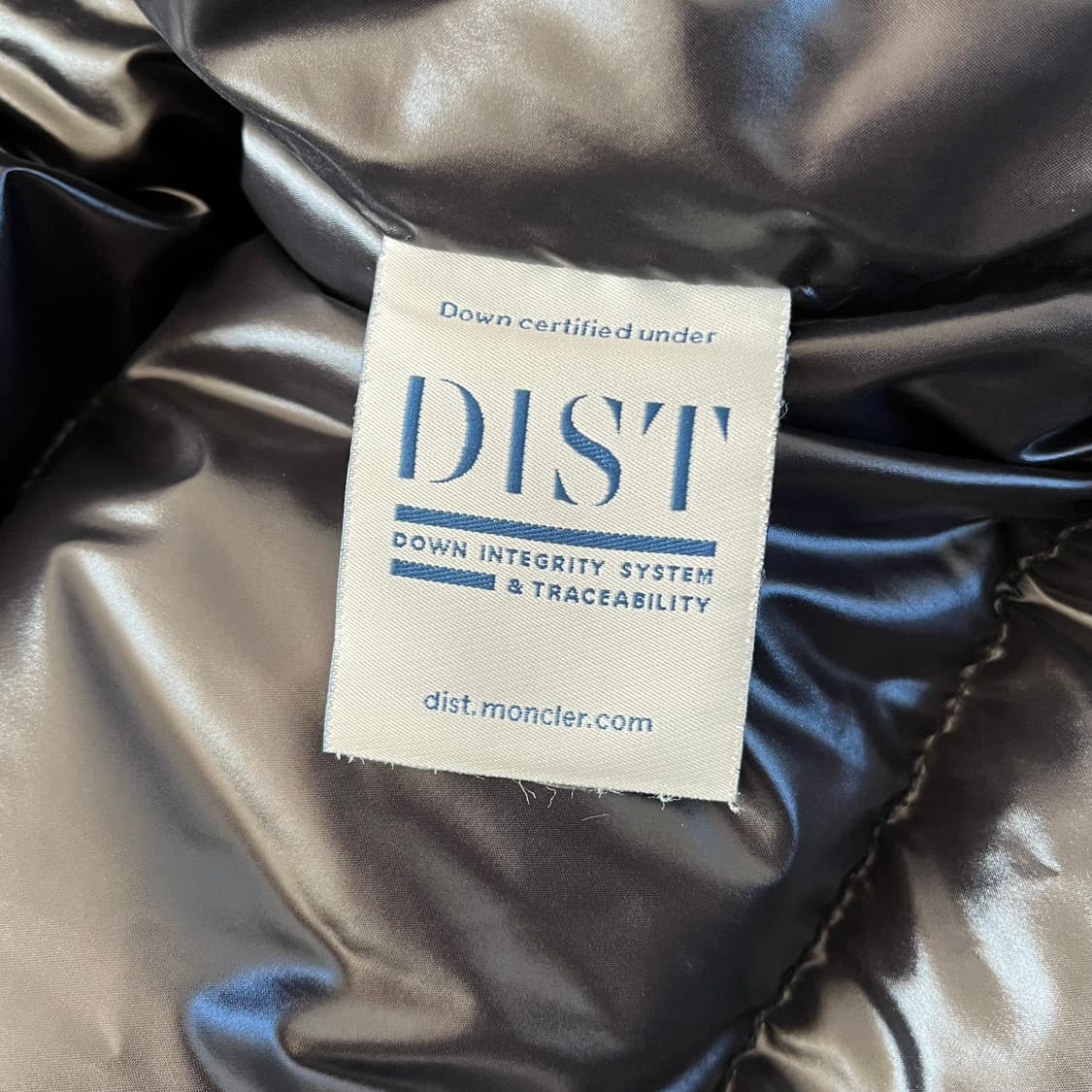 [S급/3사이즈] 몽클레어 에크린스 쇼트 패딩 블랙 상품이미지5