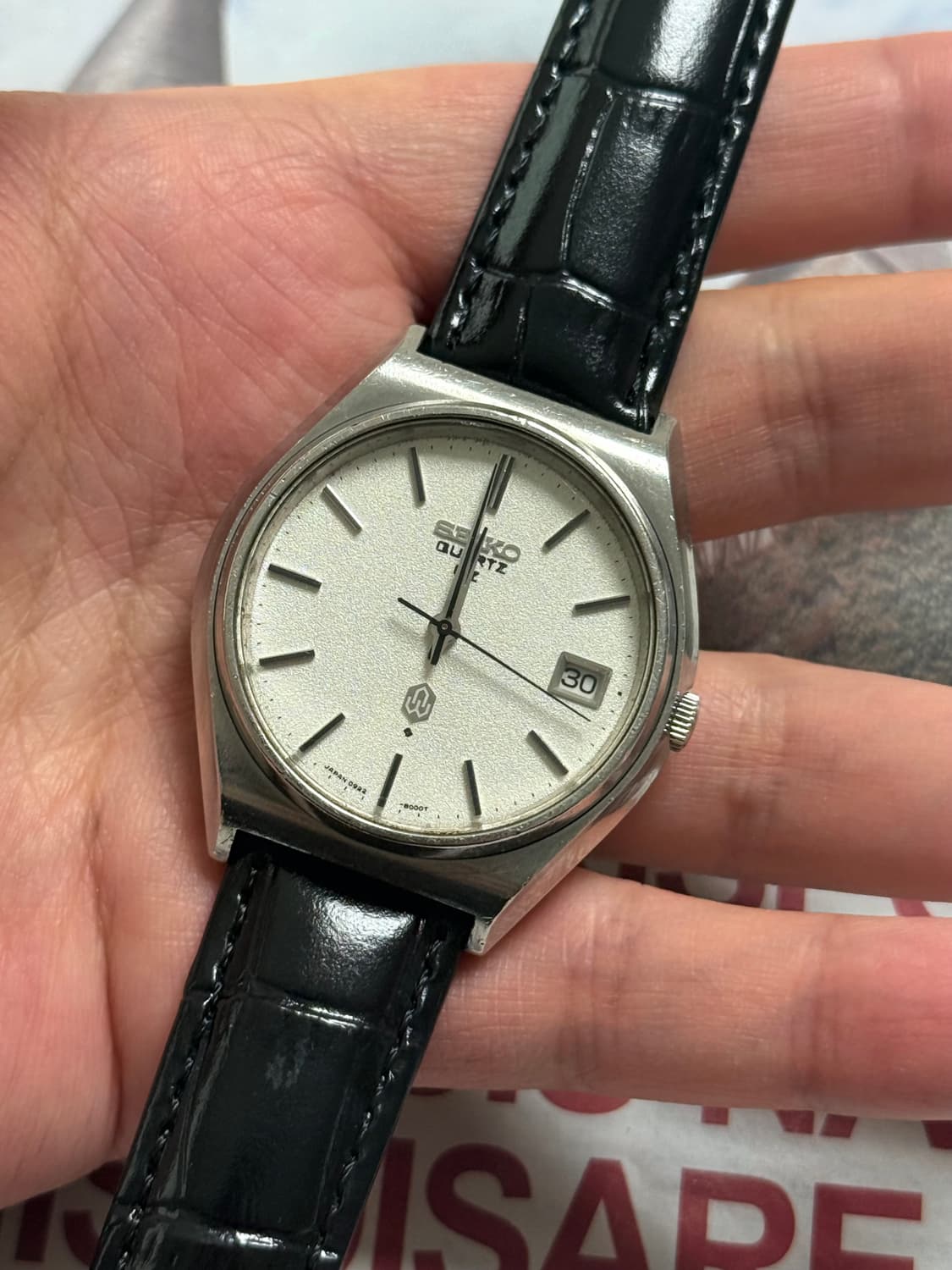 Seiko 세이코 한지(韓紙) 다이얼 Quartz QZ Date 상품이미지3