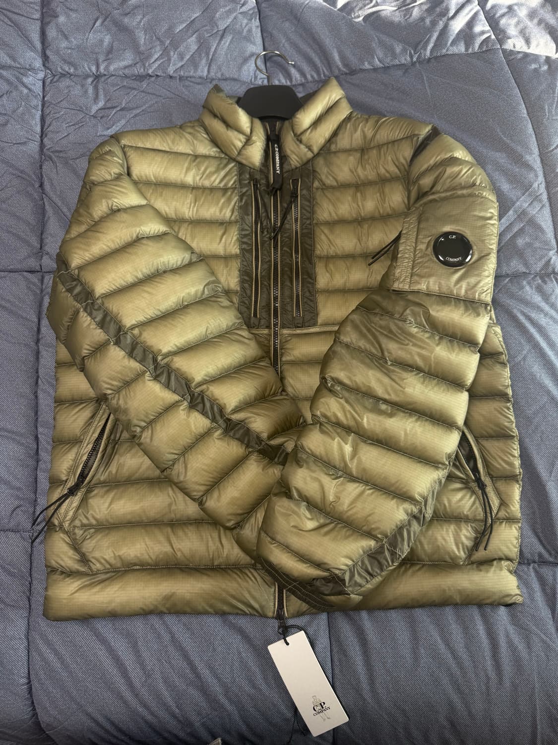 급처) CP컴퍼니 D.D 쉘 고글 다운 자켓  25FW 상품이미지1