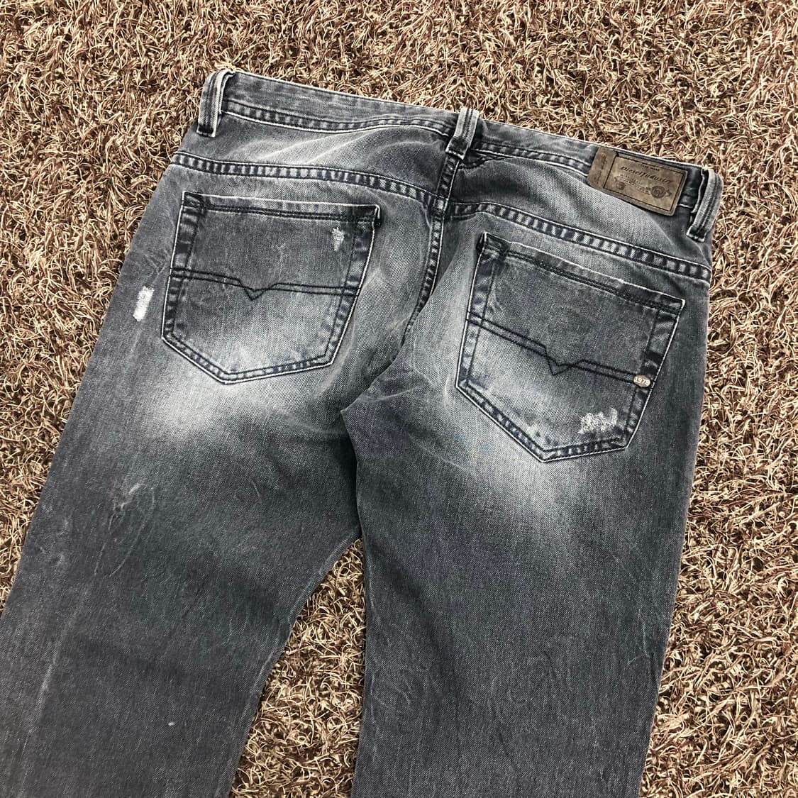 디젤 Thavar 워싱 디스 데님 팬츠 상품이미지6