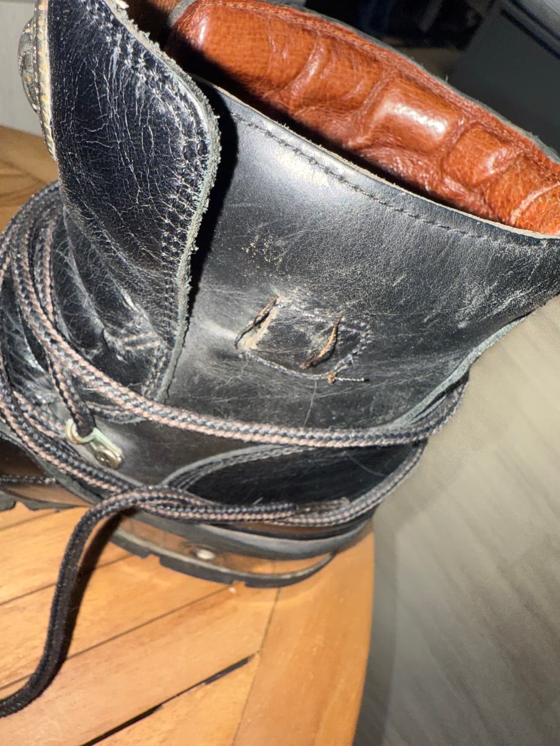뉴락 부츠 280 사이즈 판매합니다 상품이미지7