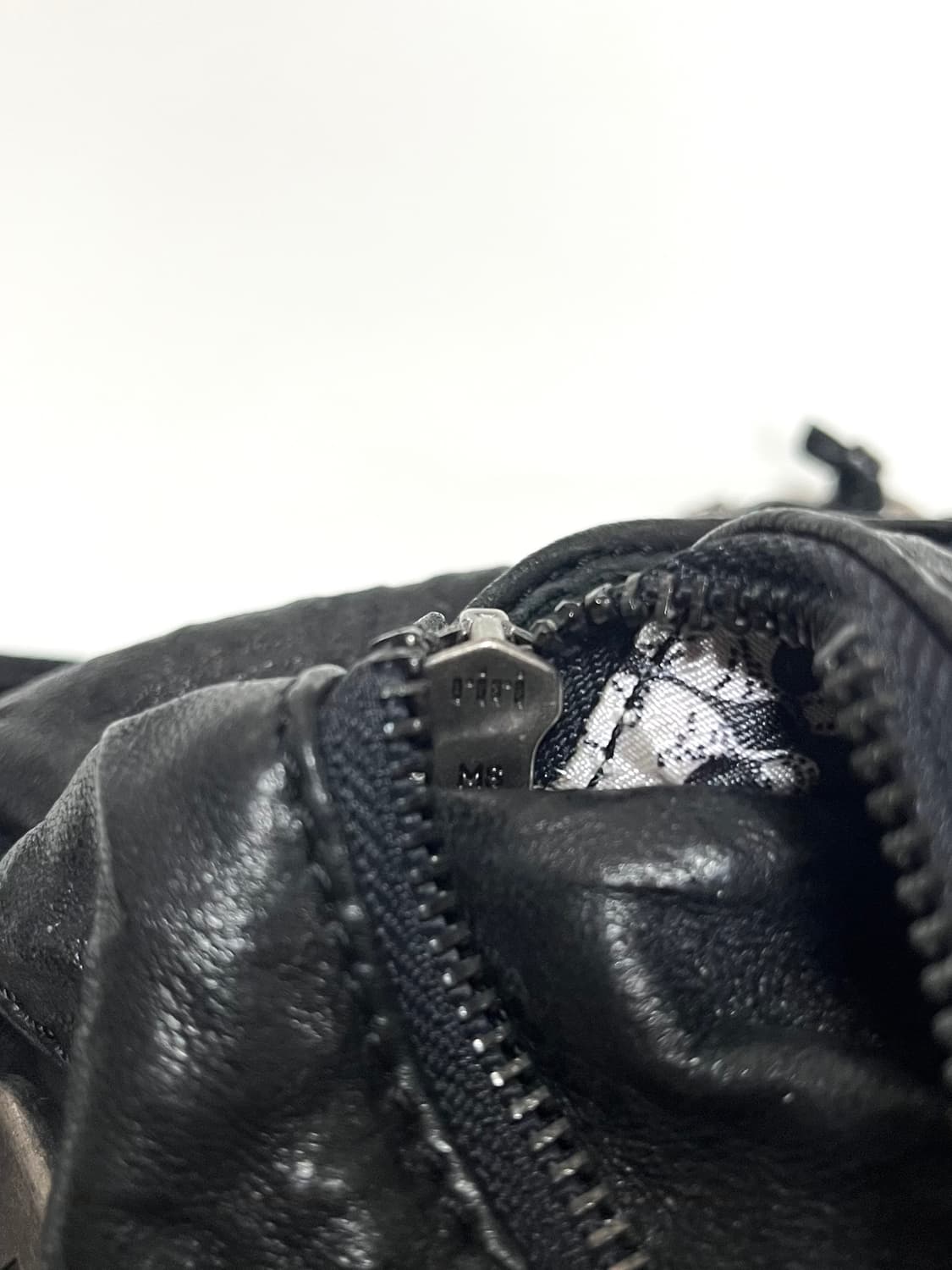 THOMAS WYLDE 레더 스컬 버킷백 상품이미지5