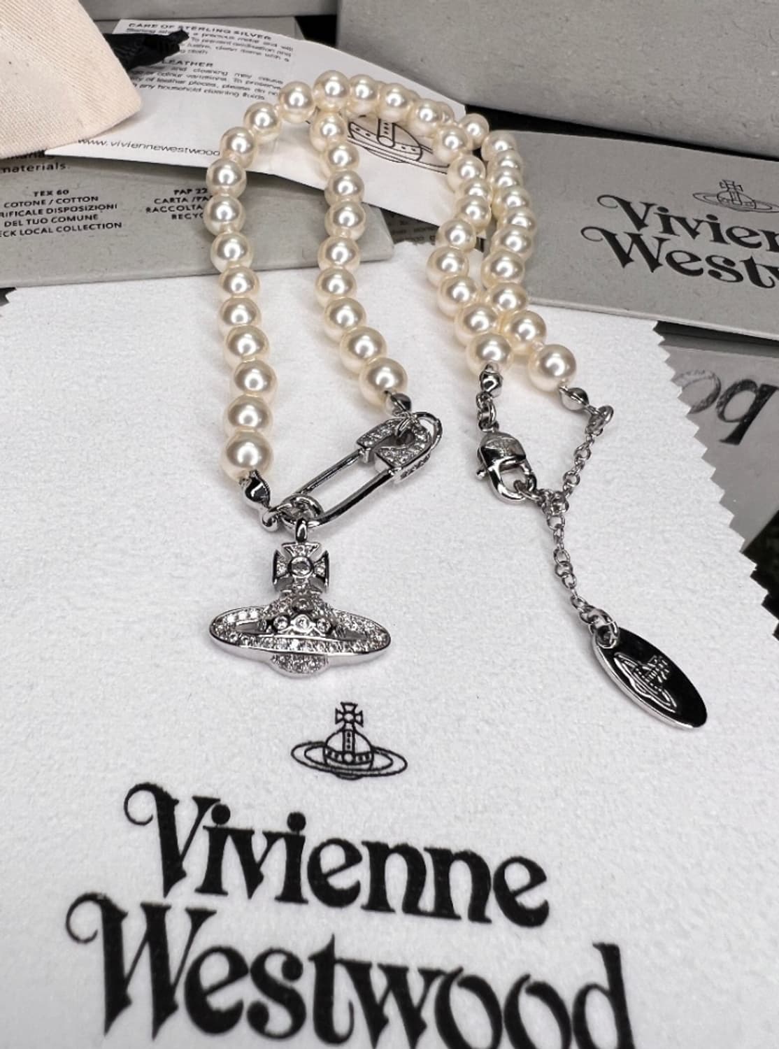 비비안웨스트우드 아카이브 큐빅 orb 세이프티핀 진주펄 초커 목걸이 상품이미지3