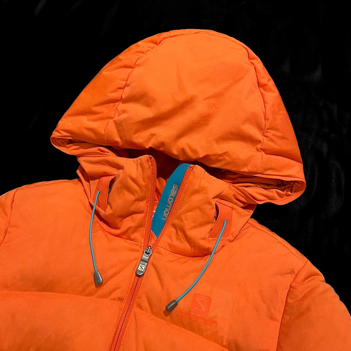 살로몬 오렌지 패딩 상품이미지3