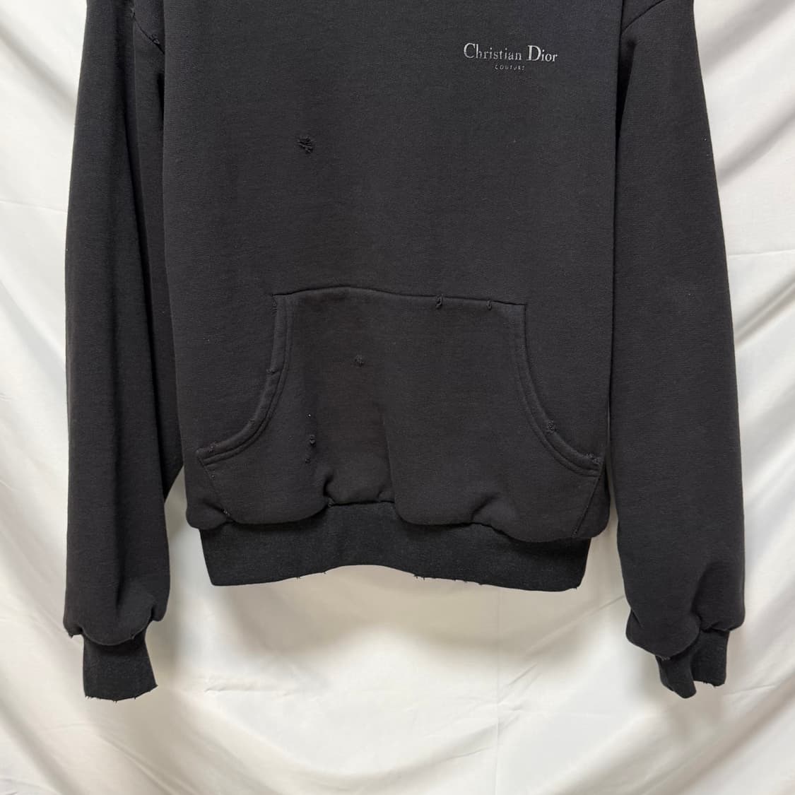 [S+급/오버핏M] 디올 꾸뛰르 백로고 후드티 블랙 상품이미지5