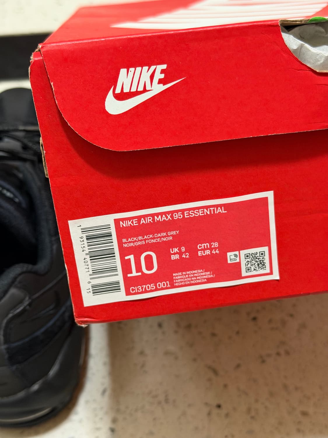 나이키 에어맥스95 에센셜 트리플블랙  상품이미지10