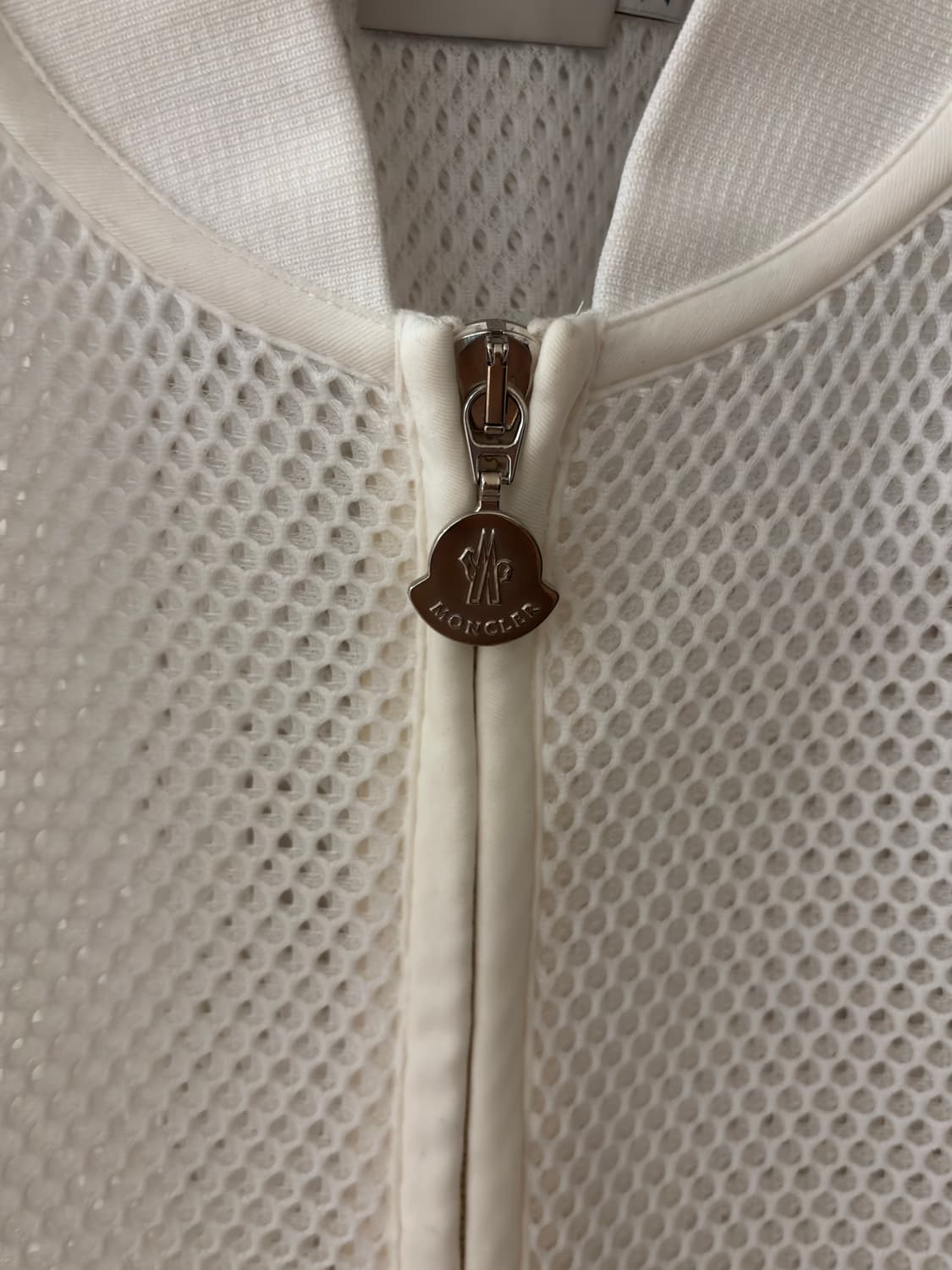 (새상품) MONCLER 메쉬 재킷 XS 상품이미지5