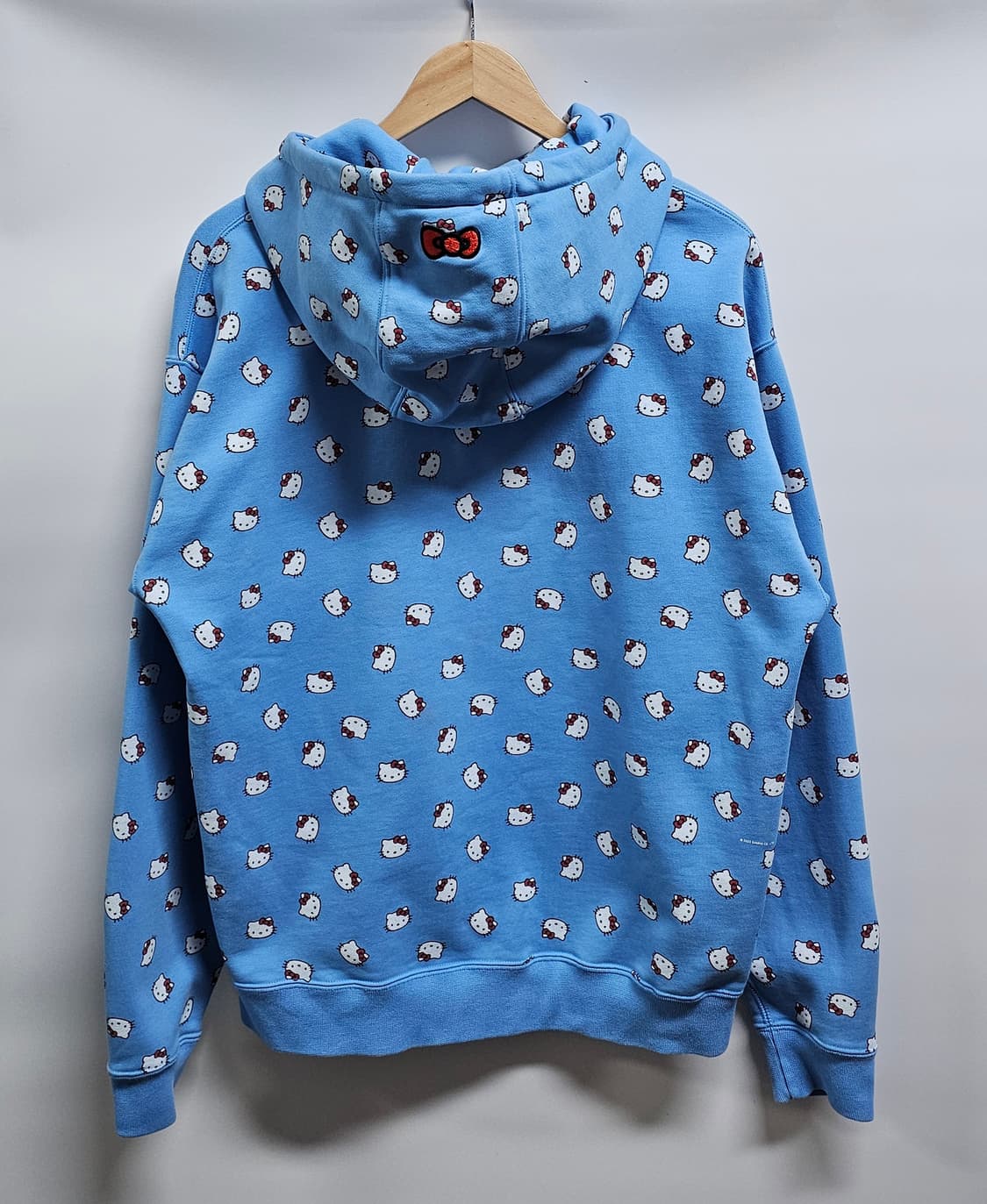 나이키 X 헬로키티 NRG 후드티 XL 상품이미지2