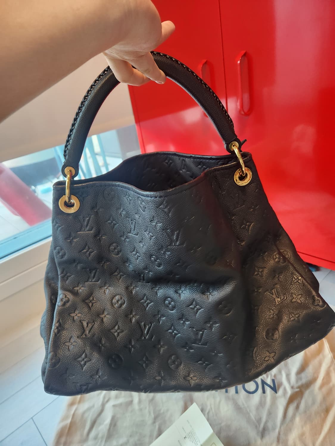 루이비통 앗치백 mm 상품이미지1