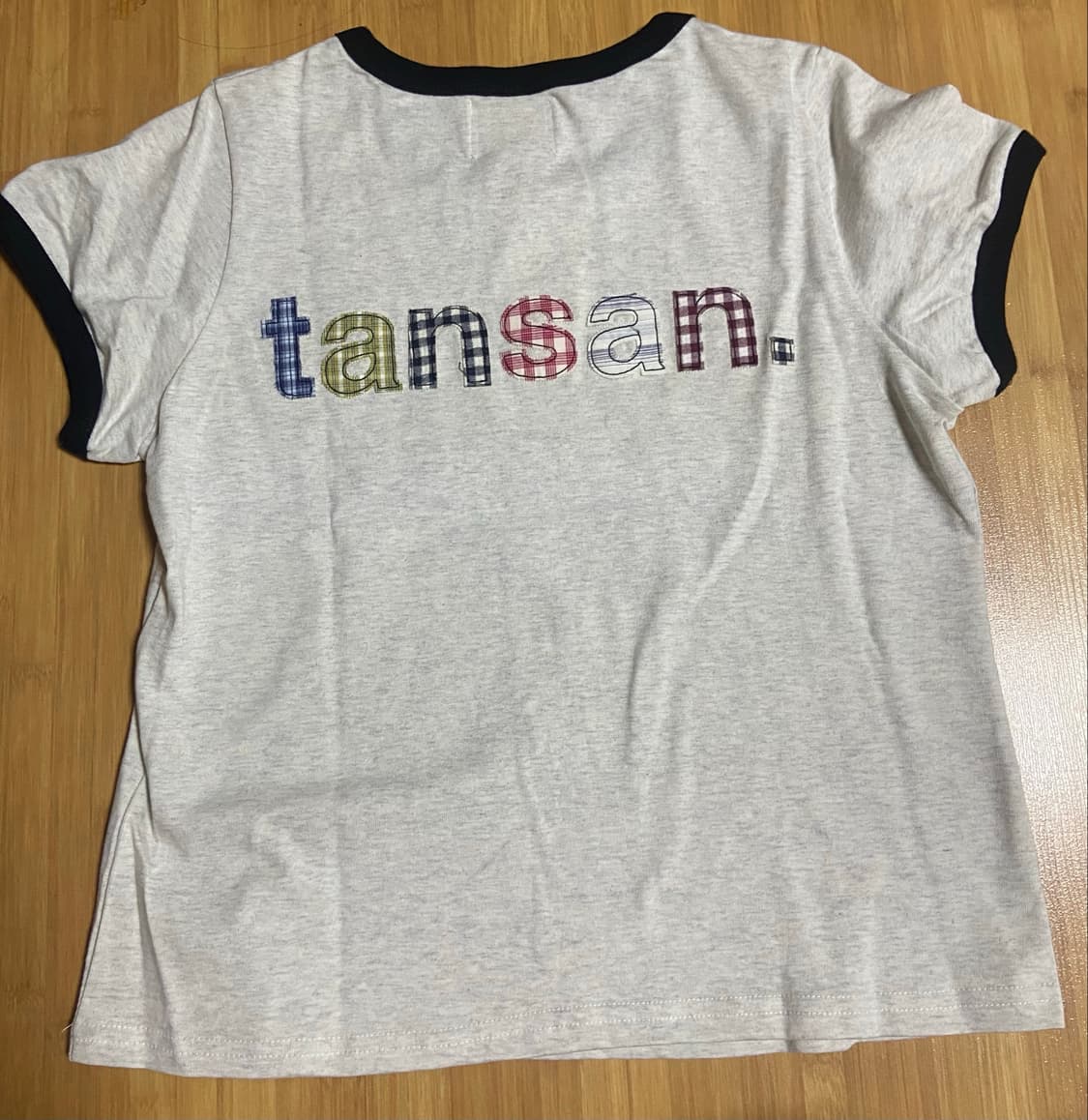 탄산 아플리케 링거 티셔츠 (아이보리) 상품이미지3