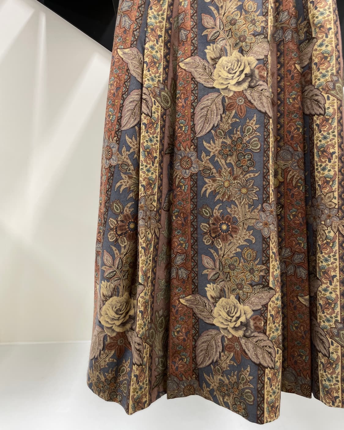 빈티지 버버리 플리츠 스커트 상품이미지2