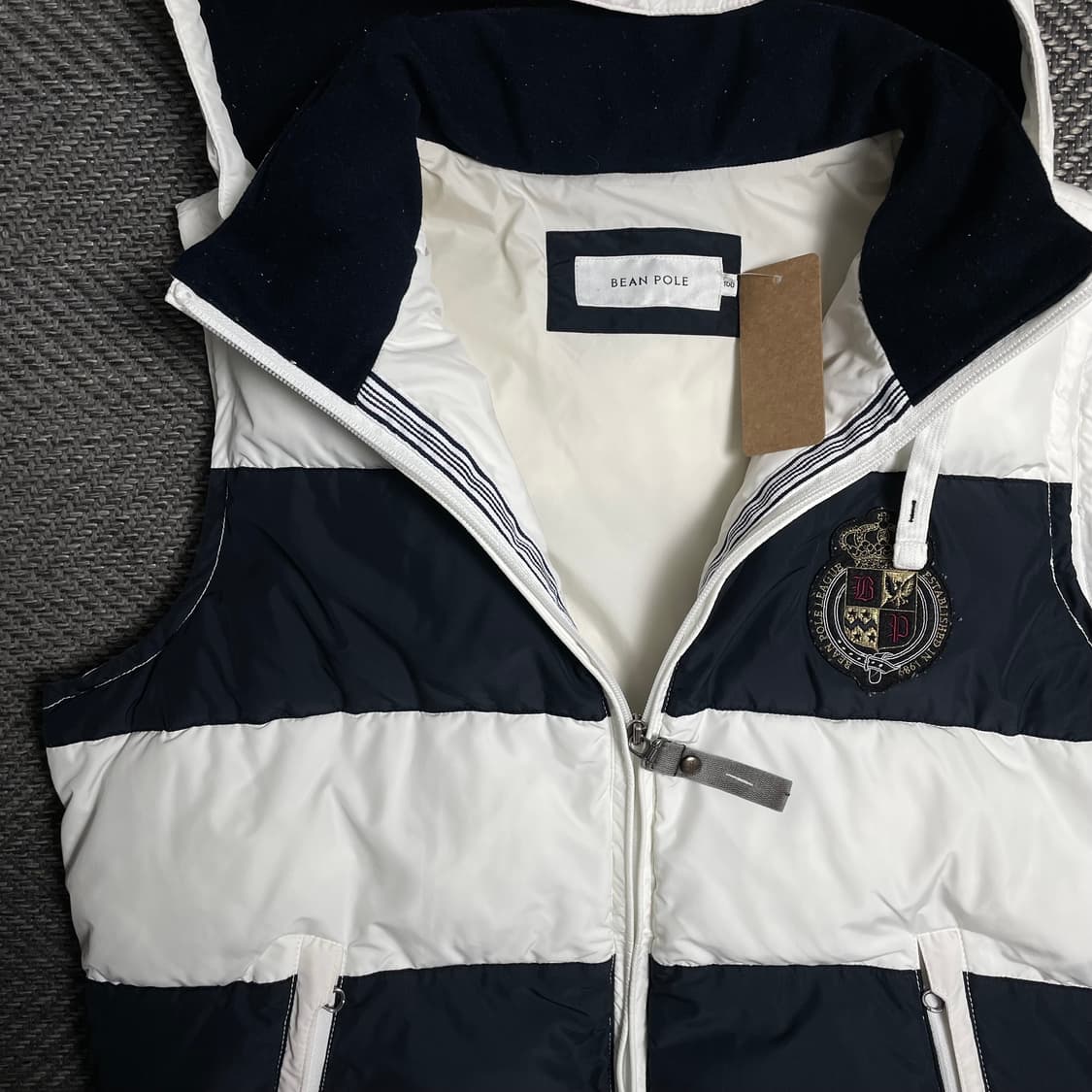 빈폴 아메카지 단가라 디테일 패디드 베스트o 5372 상품이미지4