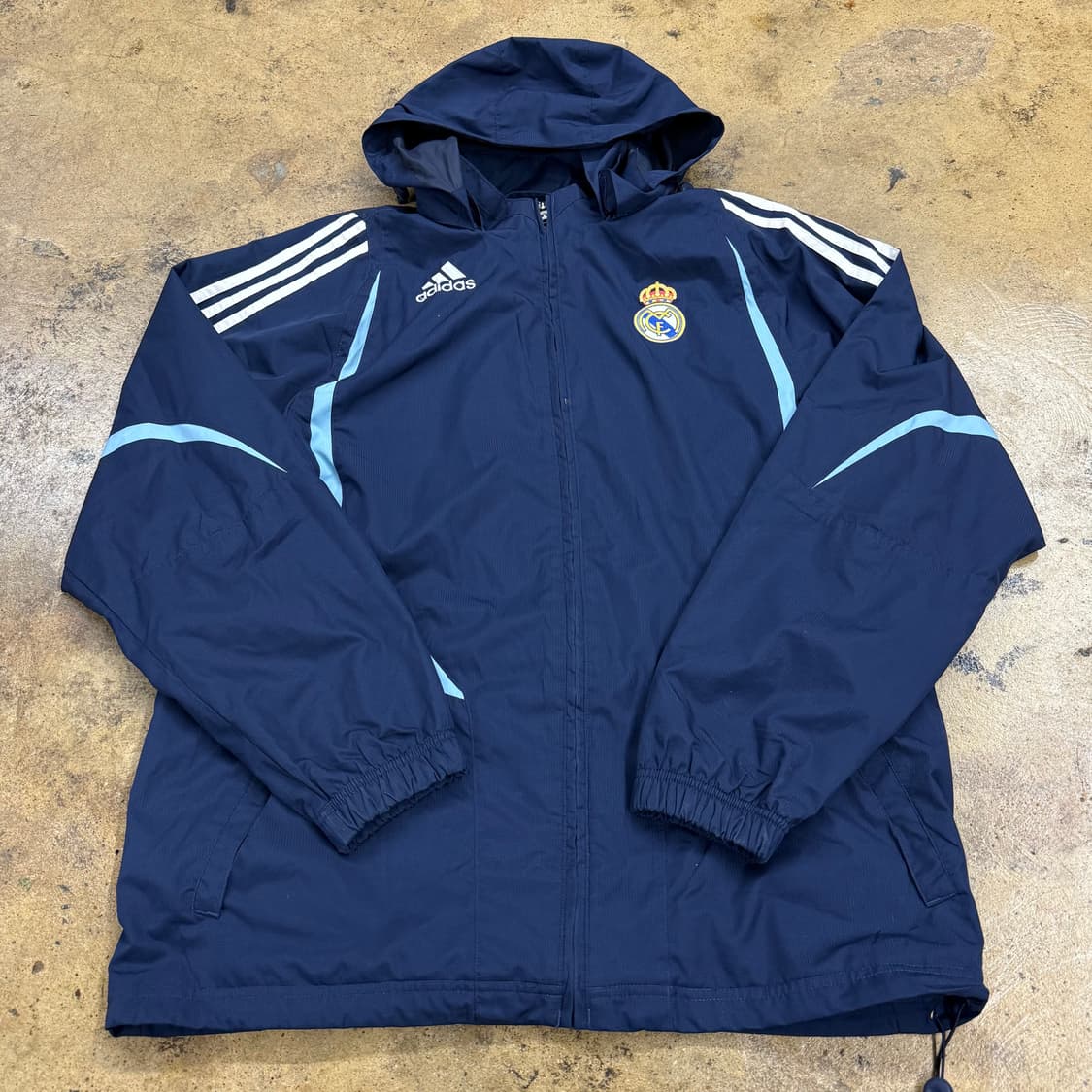 아디다스 레알 마드리드 네이비 바람막이  상품이미지2