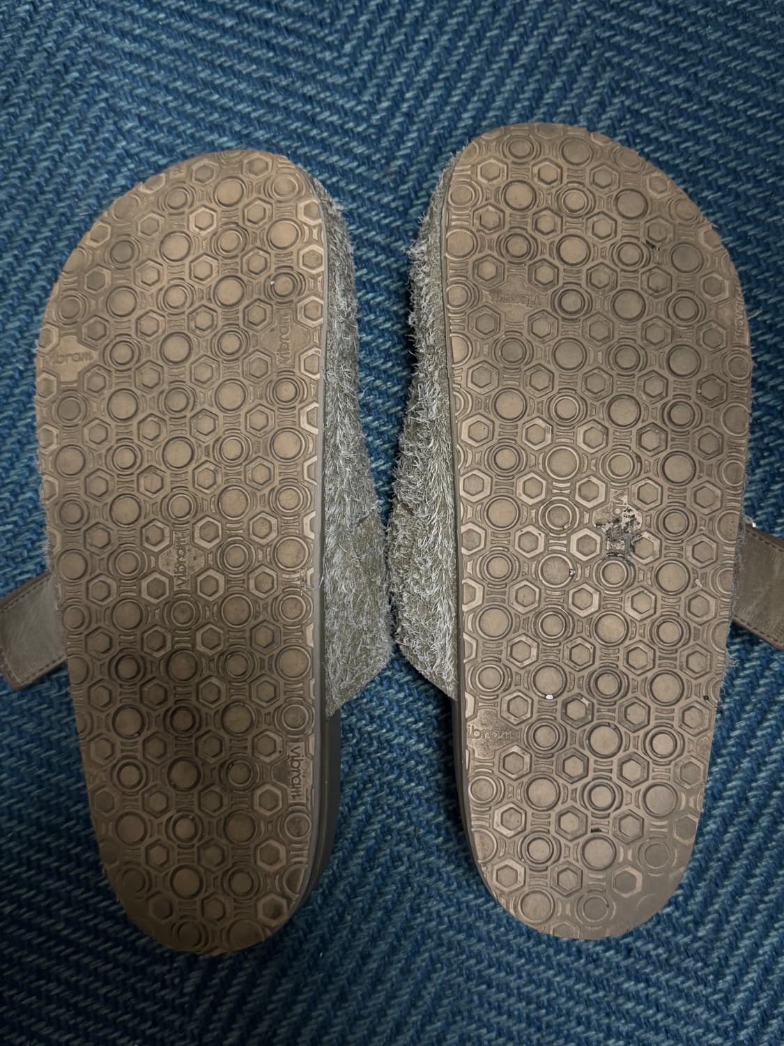 로에베 이즈 버클 뮬 밑창보강 상품이미지6