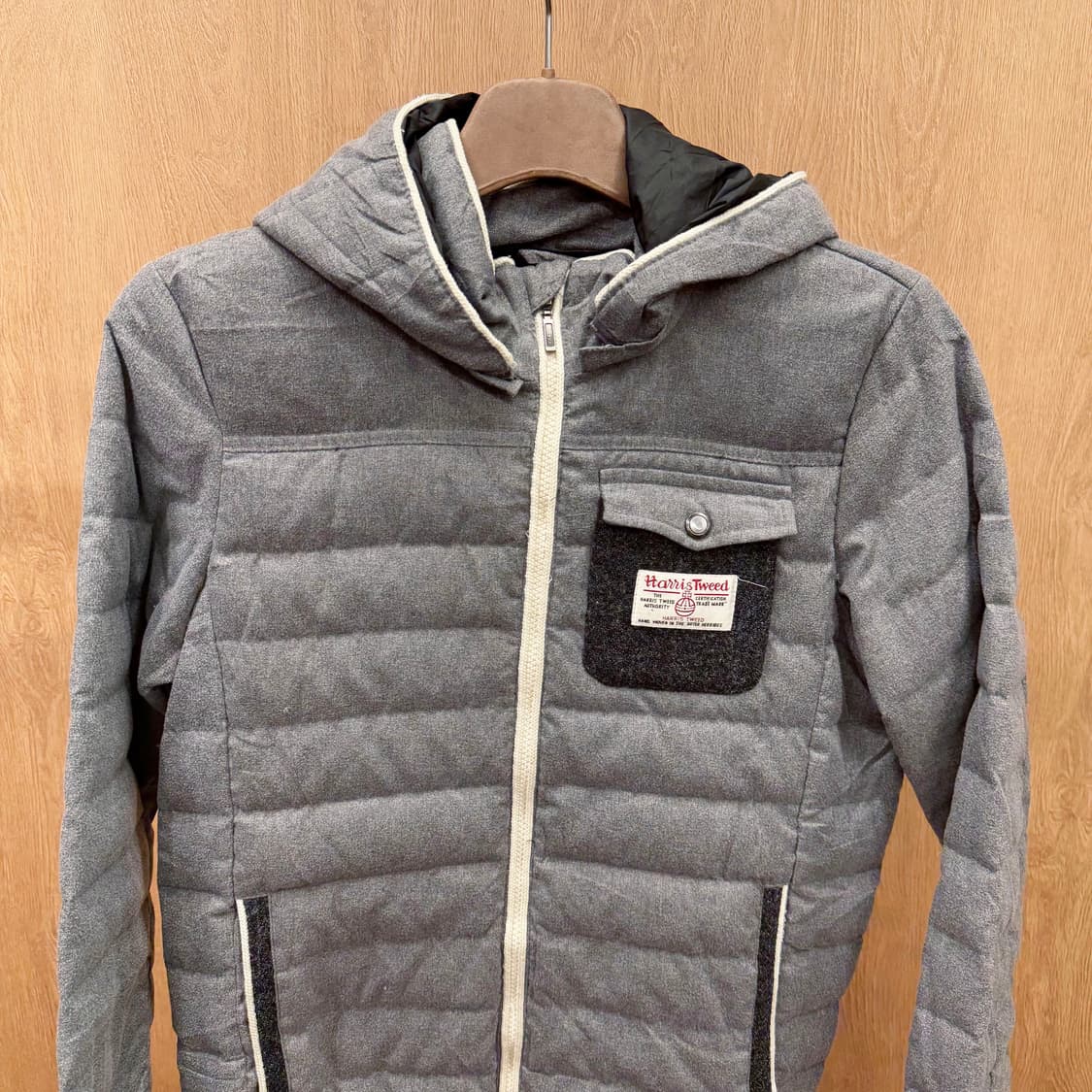 해리스 트위드 후드 퀄팅 패딩 자켓 풀 집업 포켓 패치 디테일 그레이 상품이미지4