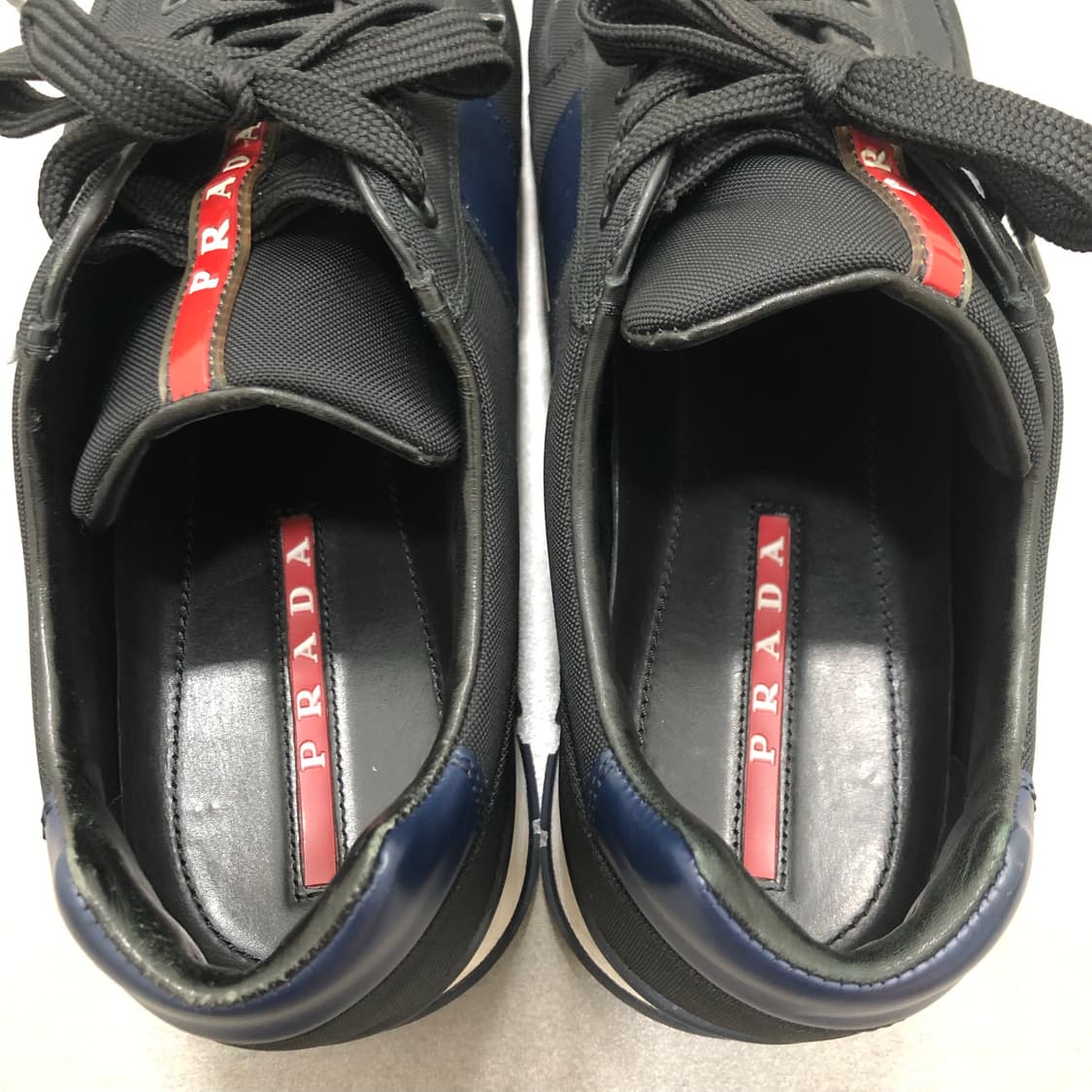 프라다 블랙 스니커즈 10 상품이미지5