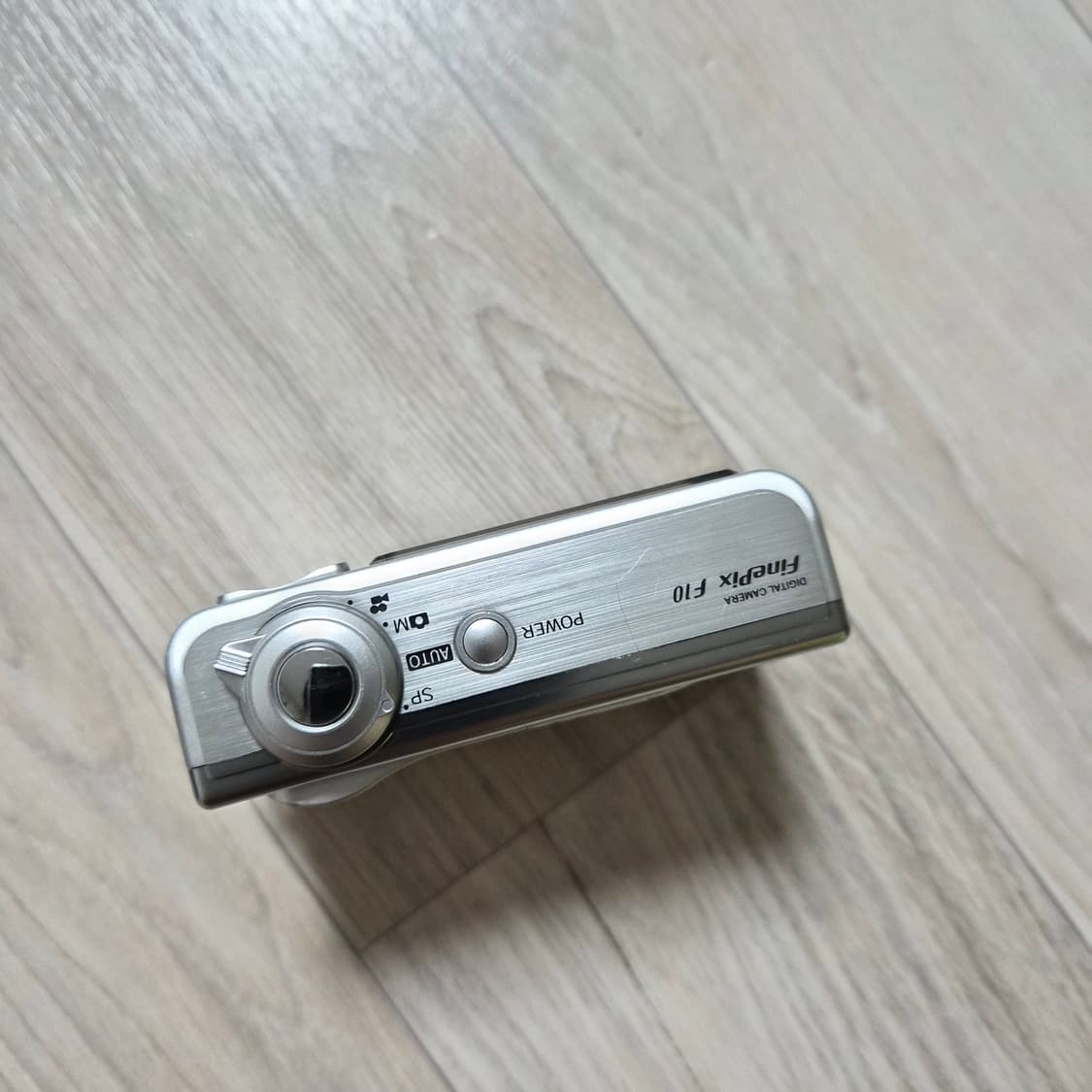 작례o 디카 후지필름 파인픽스 f10 카메라 판매합니다 상품이미지2