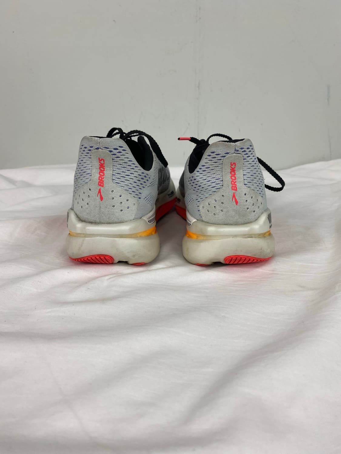 브룩스 하이페리온 GTS 2 러닝화 265 <83> 상품이미지5